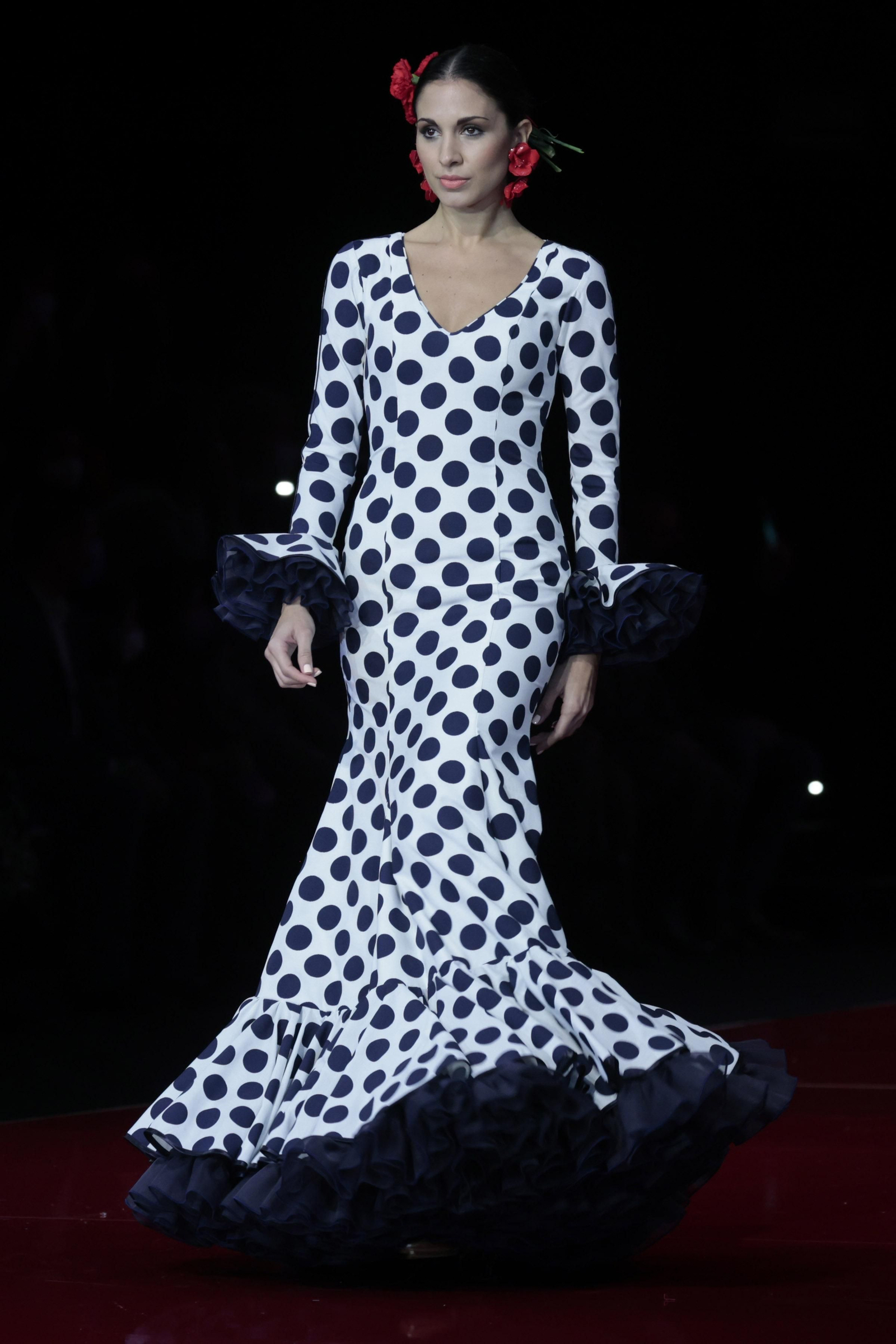 El desfile de Cristina Vázquez en SIMOF 2022, todas las fotos