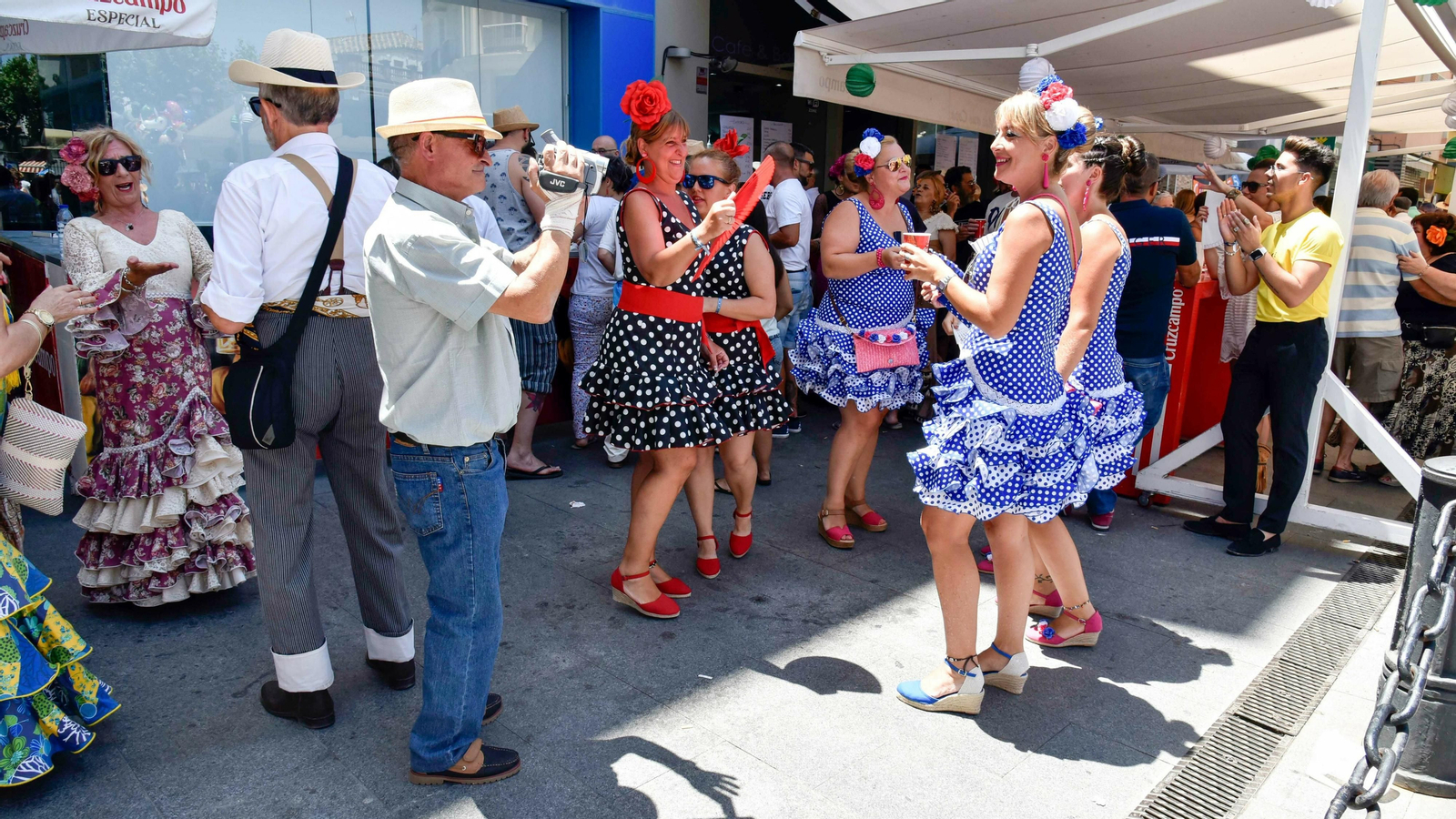Domingo rociero de  la Linea de la Concepción en imagenes