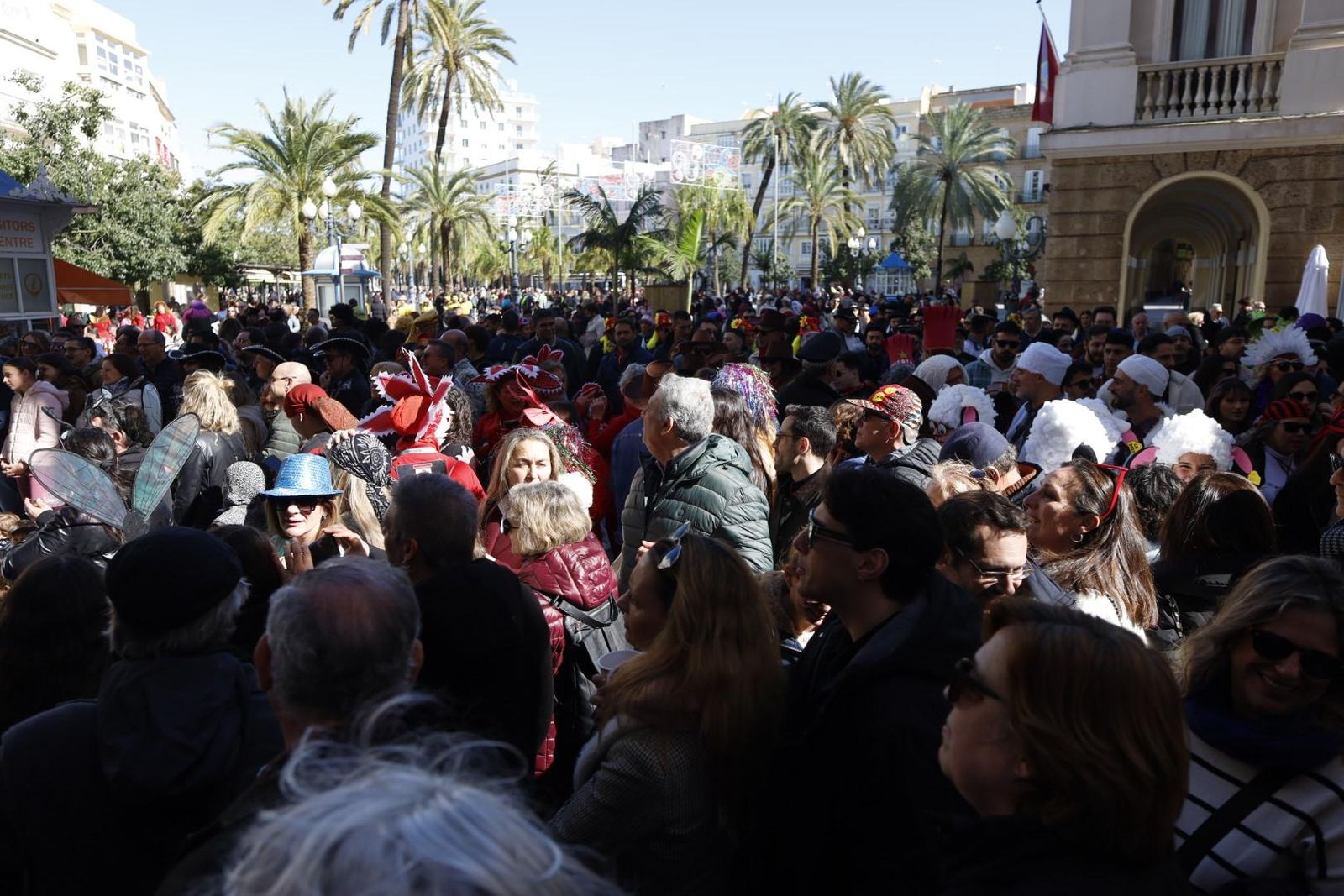 Las mejores imágenes del primer Sábado de Carnaval en Cádiz 2026