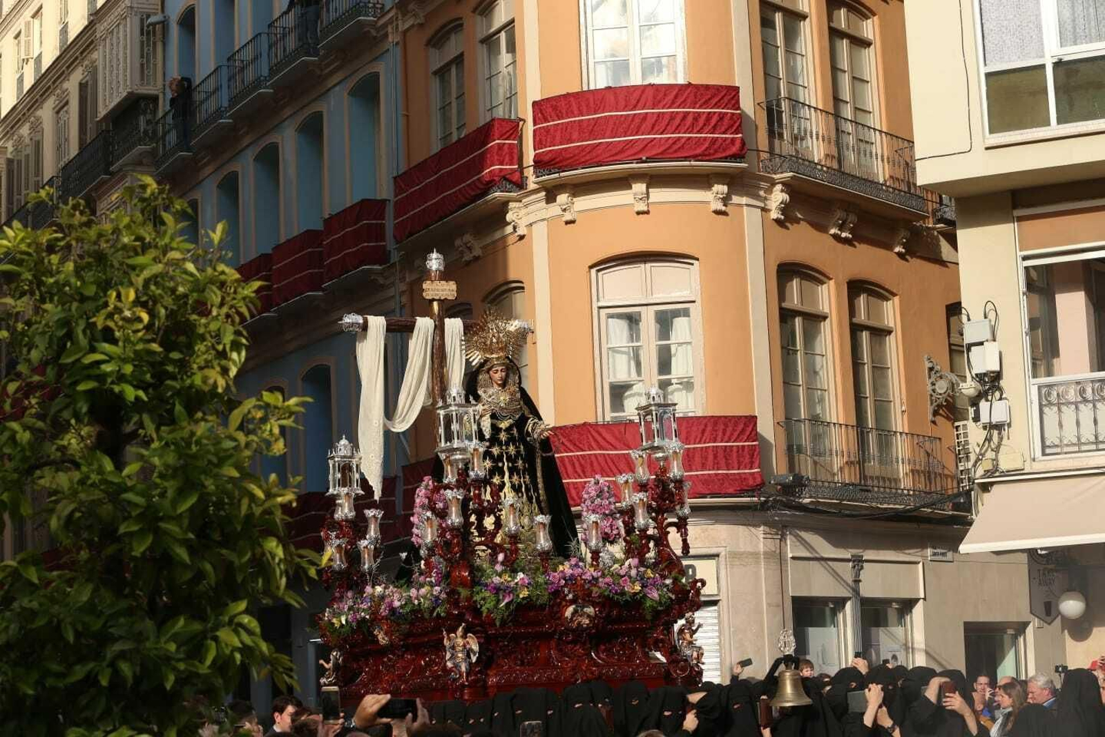 Las fotos de Santa Cruz en el Jueves Santo en Málaga Las fotos de Santa Cruz en el Jueves Santo en Málaga