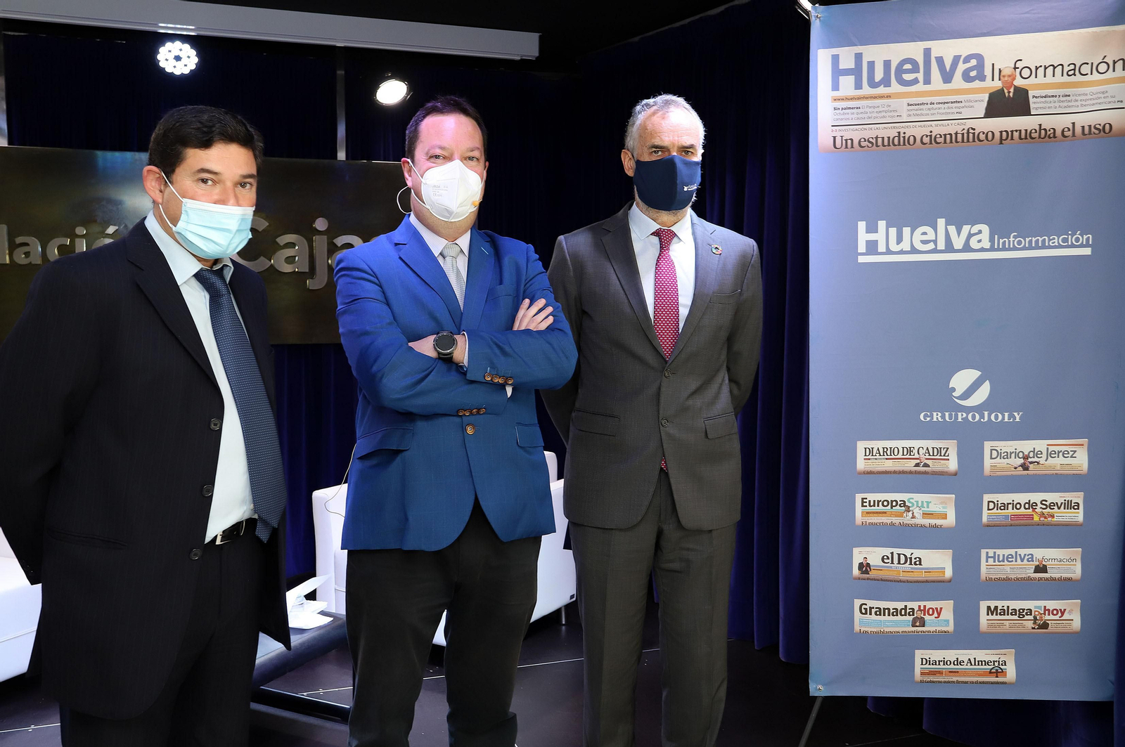 Imágenes del Foro Gerardo Rojas, con la participación de Antonio Lozano García