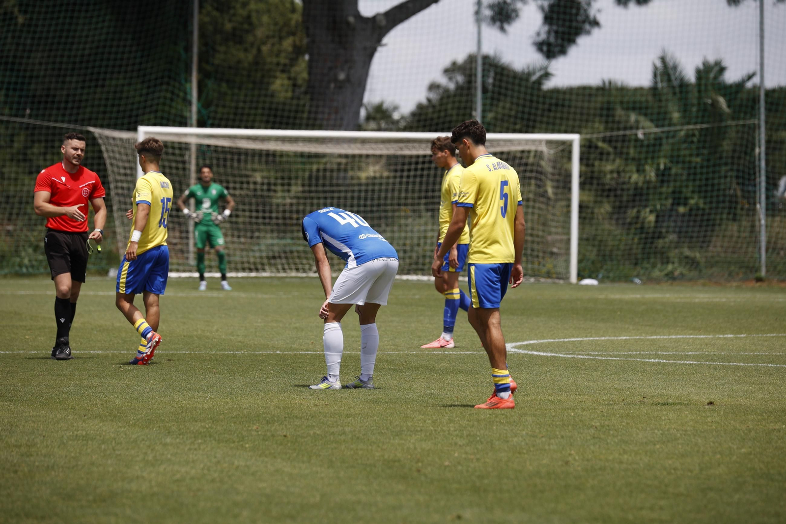 Las imágenes del partido entre el Cádiz Mirandilla y el San Fernando