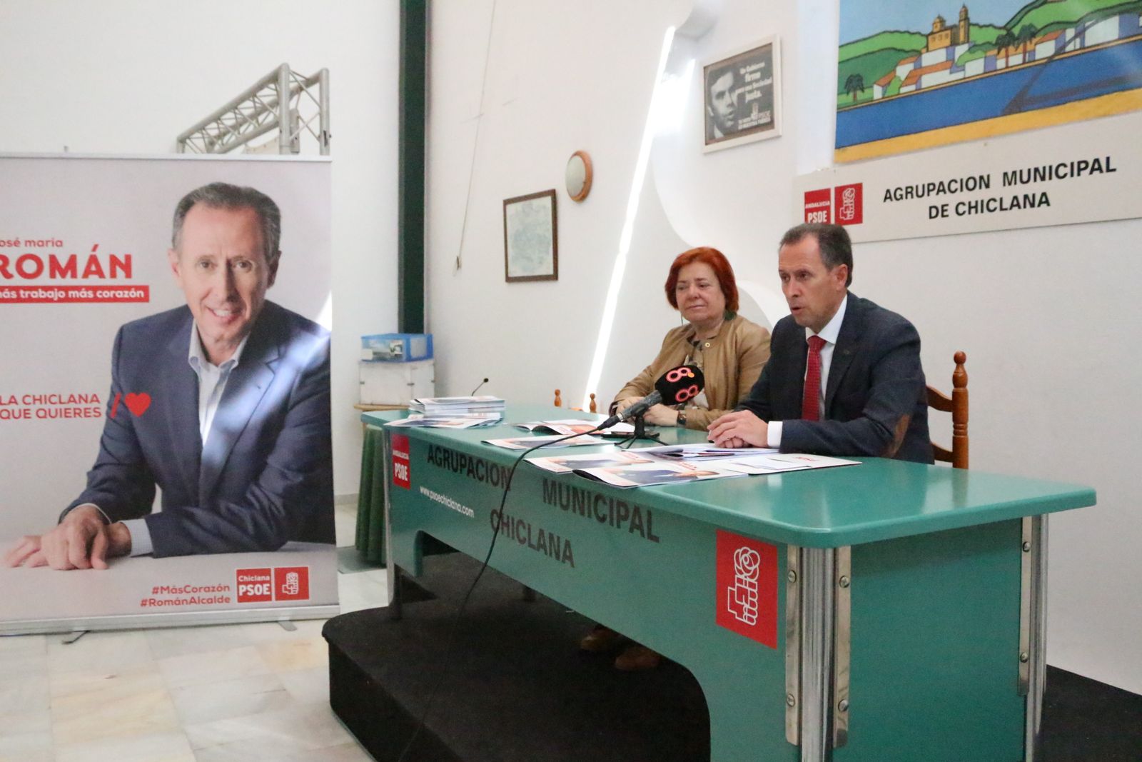 José María Román y Cándida Verdier, en la Casa del Pueblo.