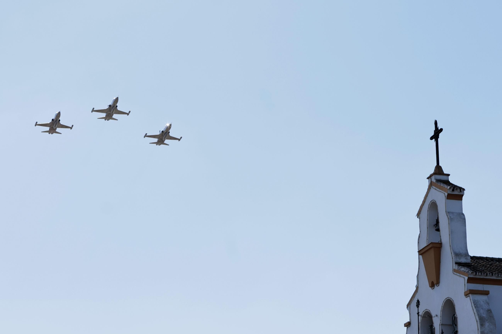 Toma de posesión del nuevo General director de enseñanza del Ejército del Aire en el acuartelamiento de Tablada