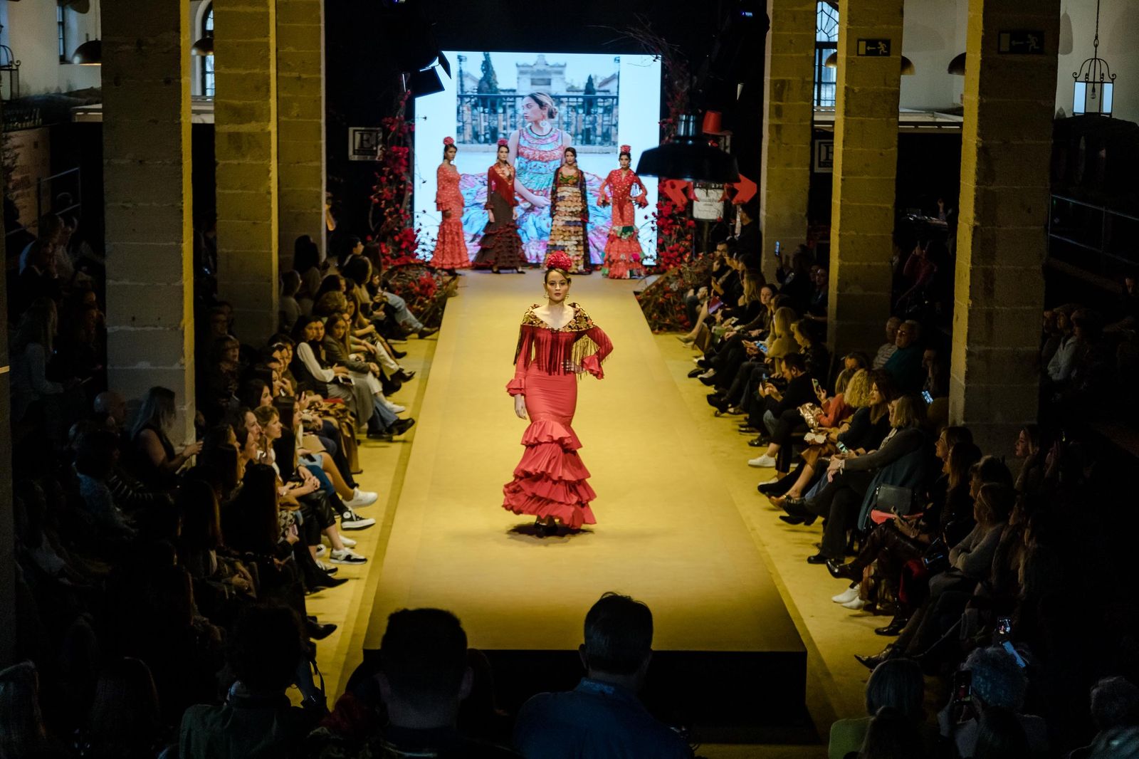 Imágenes de la segunda jornadas de la 'Pasarela Flamenca 2020'