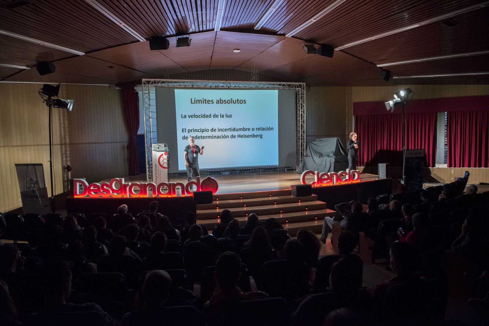 Charla en Desgranando Ciencia.