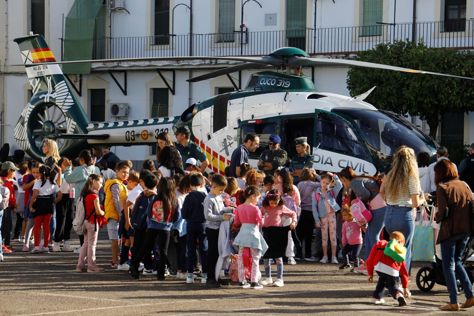 La exhibición de la Guardia Civil de Córdoba, en imágenes