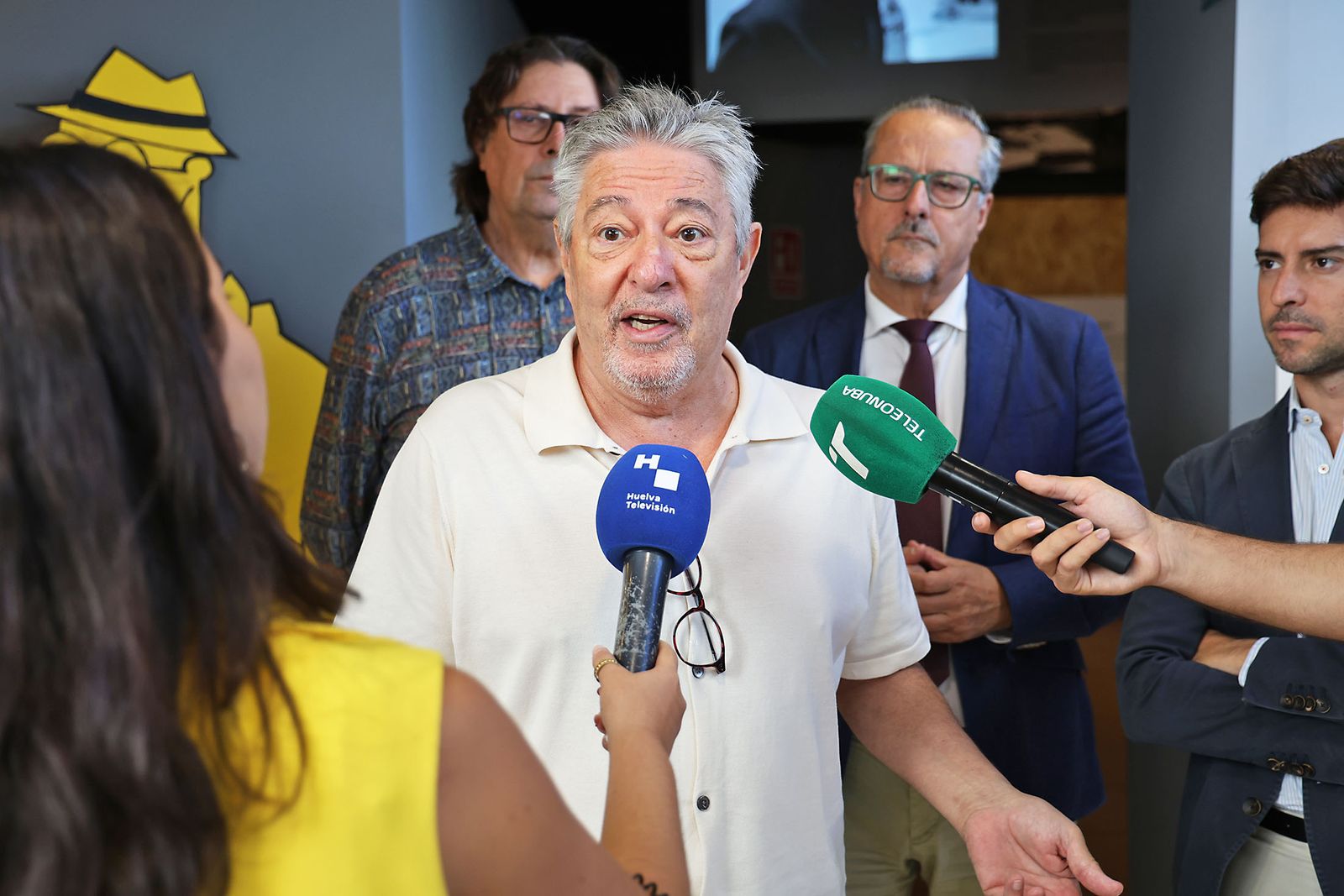 Imágenes de la exposición sobre la llegada del ferrocarril a Huelva, amigos del Río Tinto