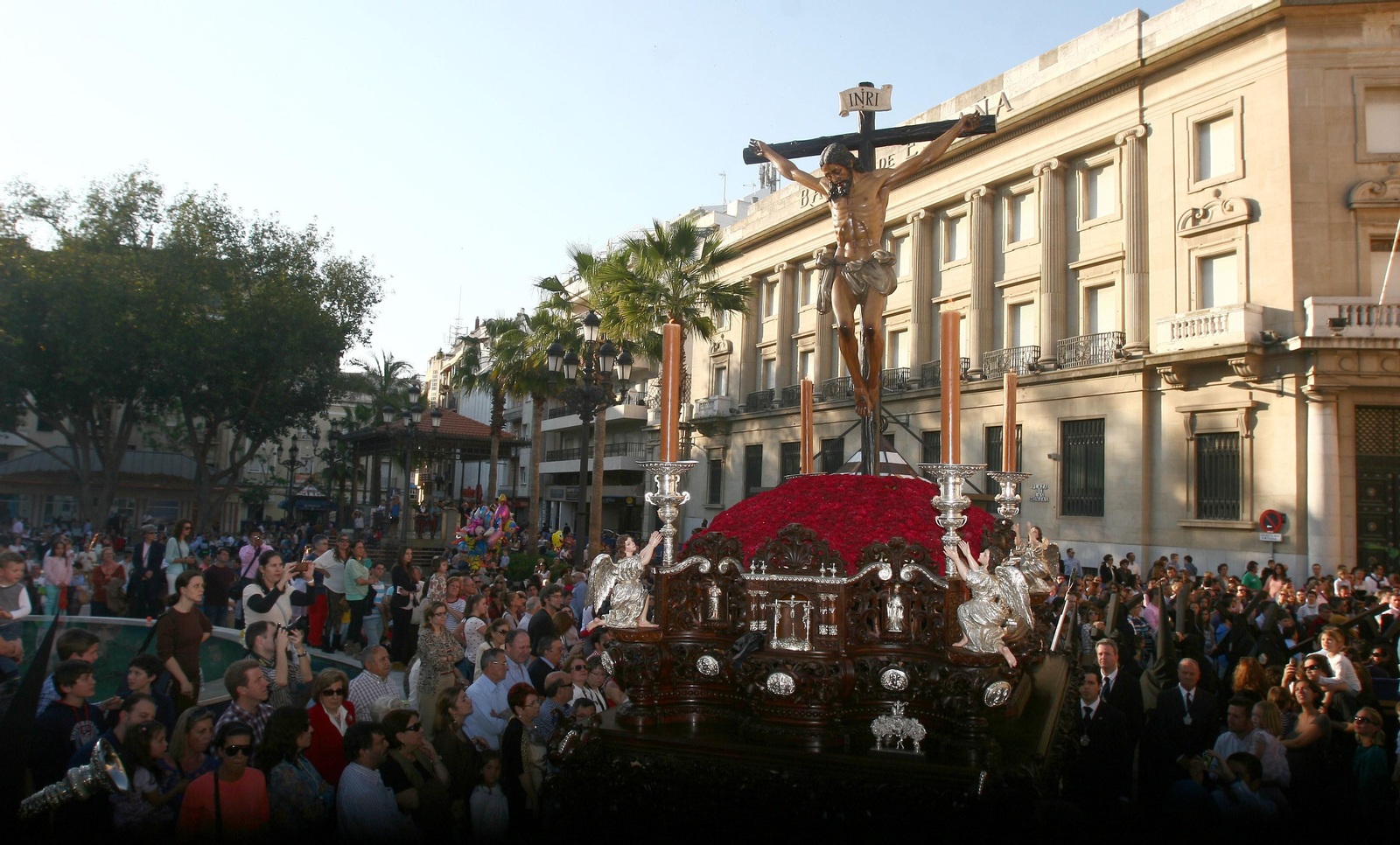 Las procesiones de Jueves Santo y Madrugá en Huelva