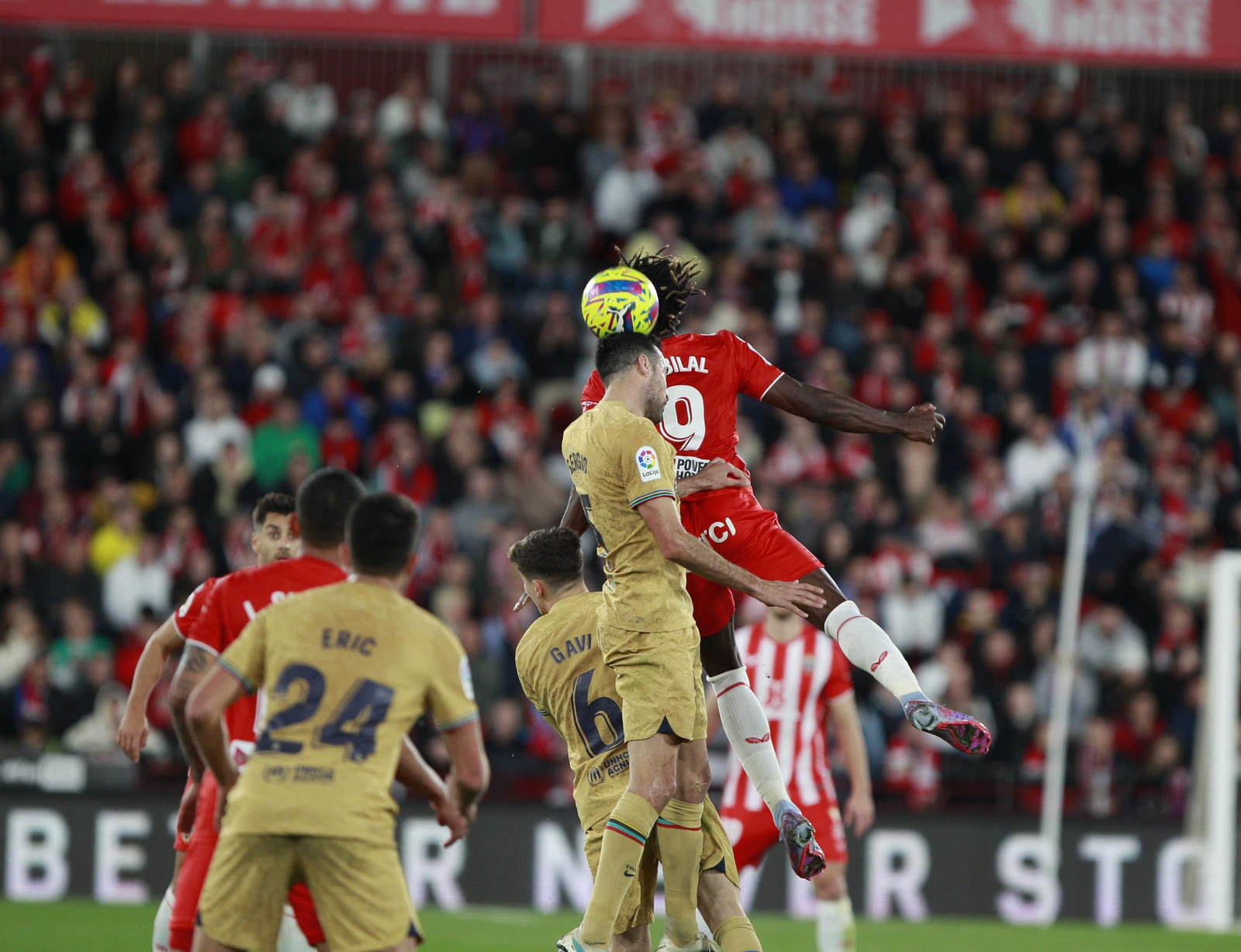 Imágenes de la victoria de la U.D. Almería ante el F.C. Barcelona
