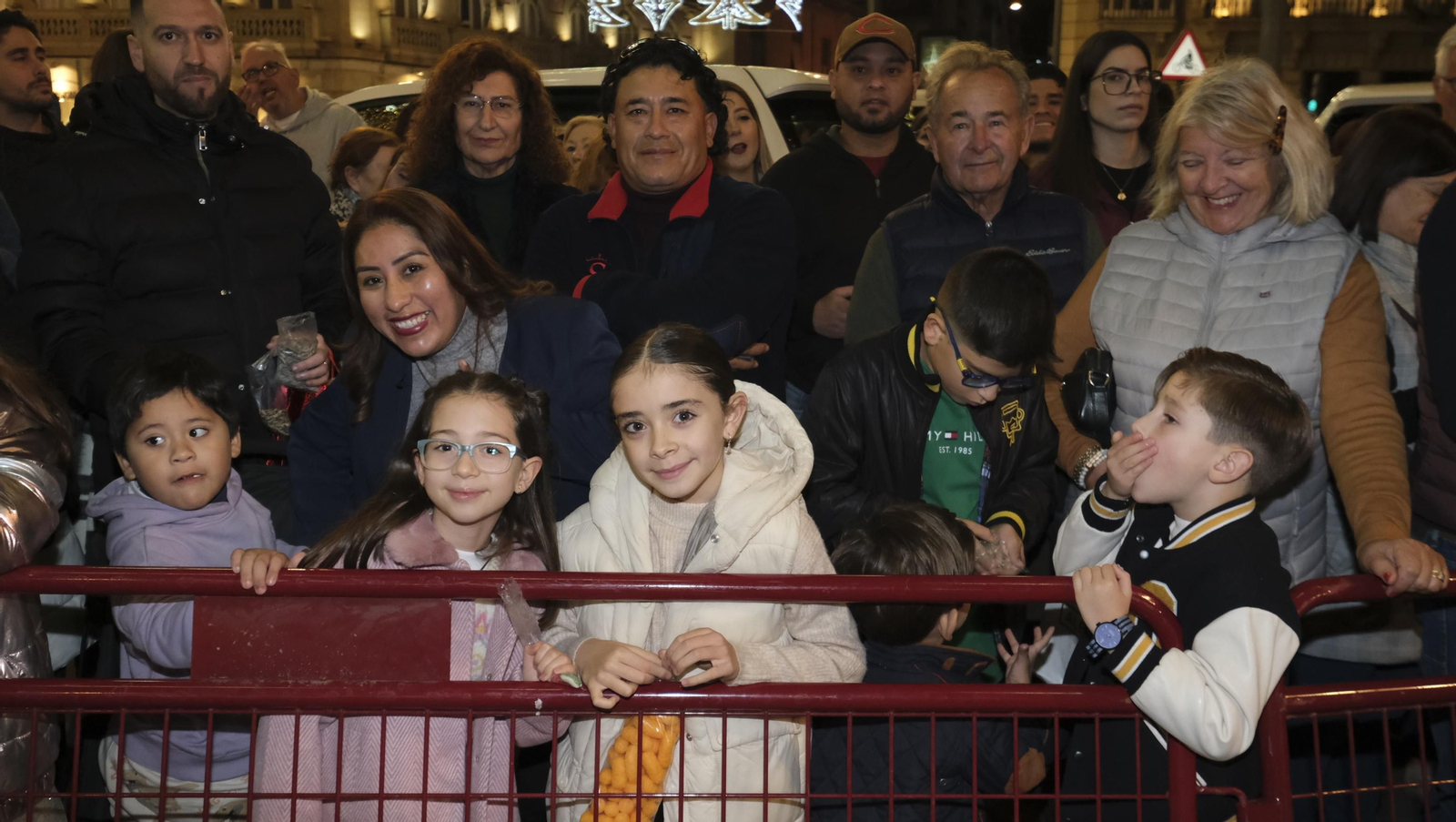 Imágenes de la Cabalgata de los Reyes Magos en Almería