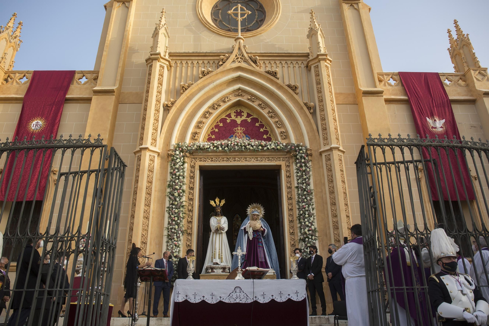 La misa del alba del Cautivo