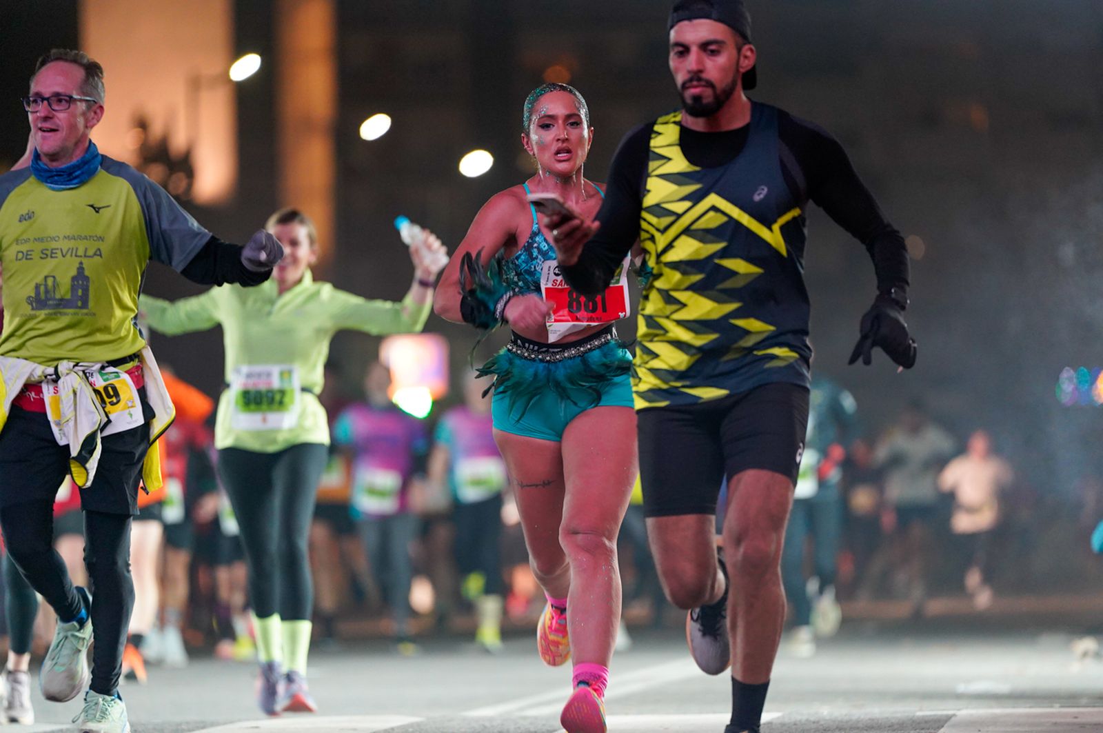 En imágenes: búscate en tu llegada a meta de la Carrera de San Antón 2026 (9)