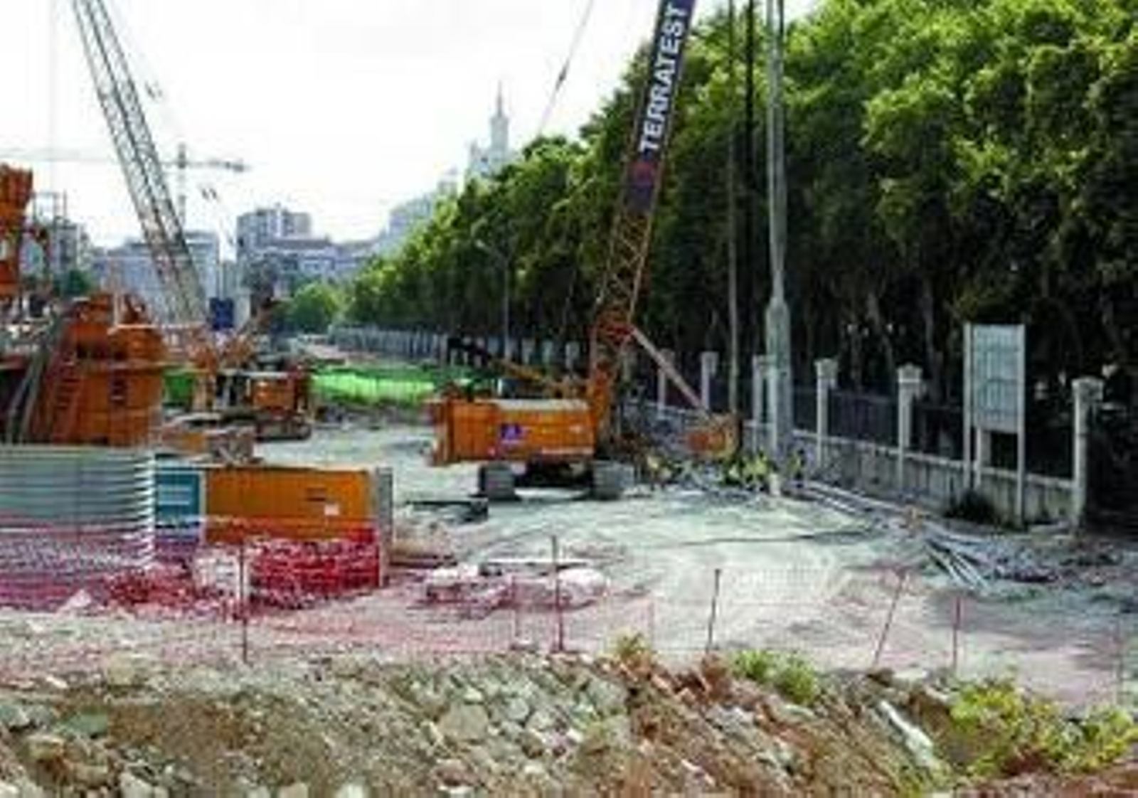 Esquina de los muelles 1 y 2, donde podría quedar situado el museo.
