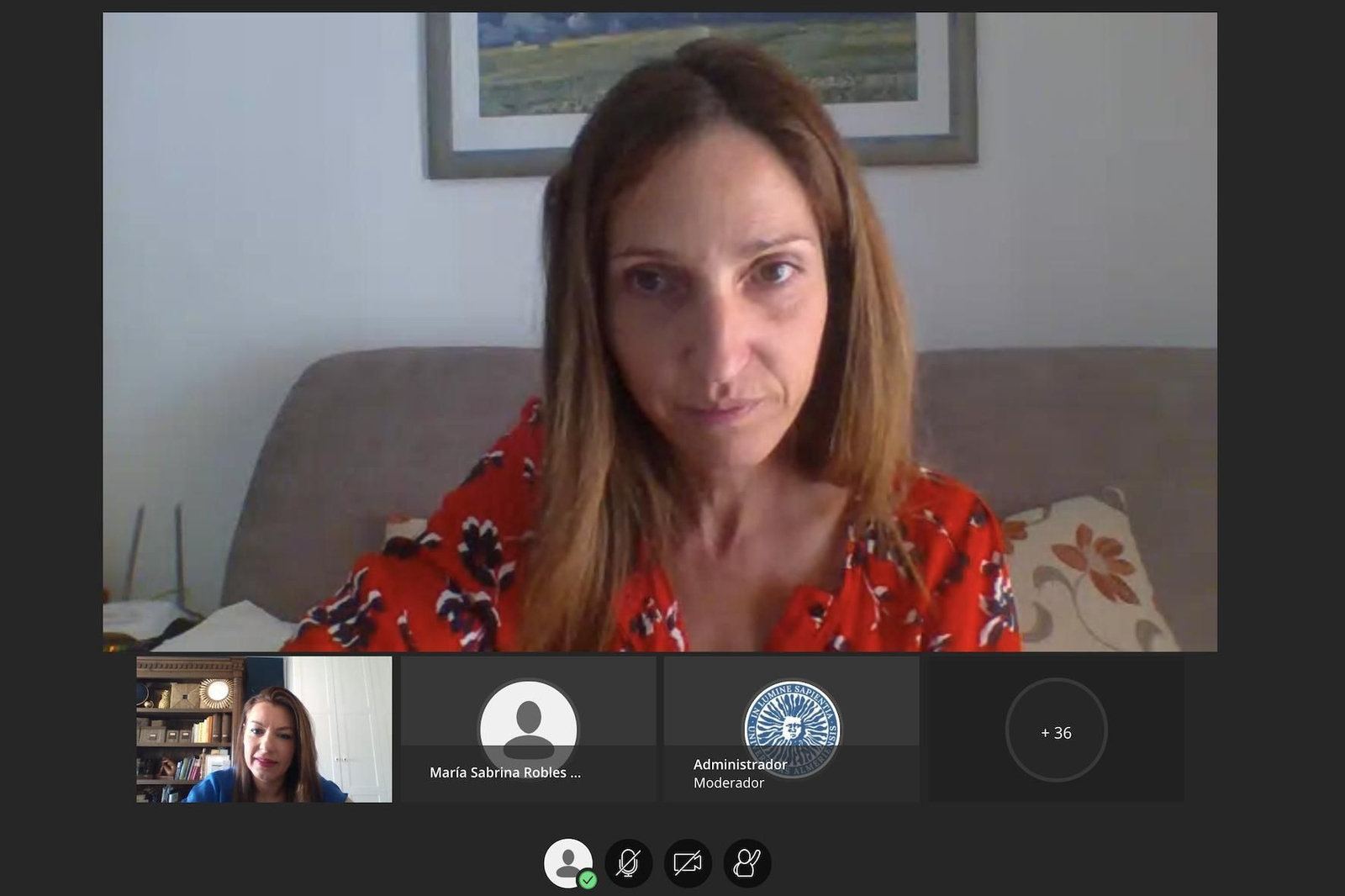 La fotógrafa Ana Becerra abre con su ponencia el curso de verano sobre fotografía