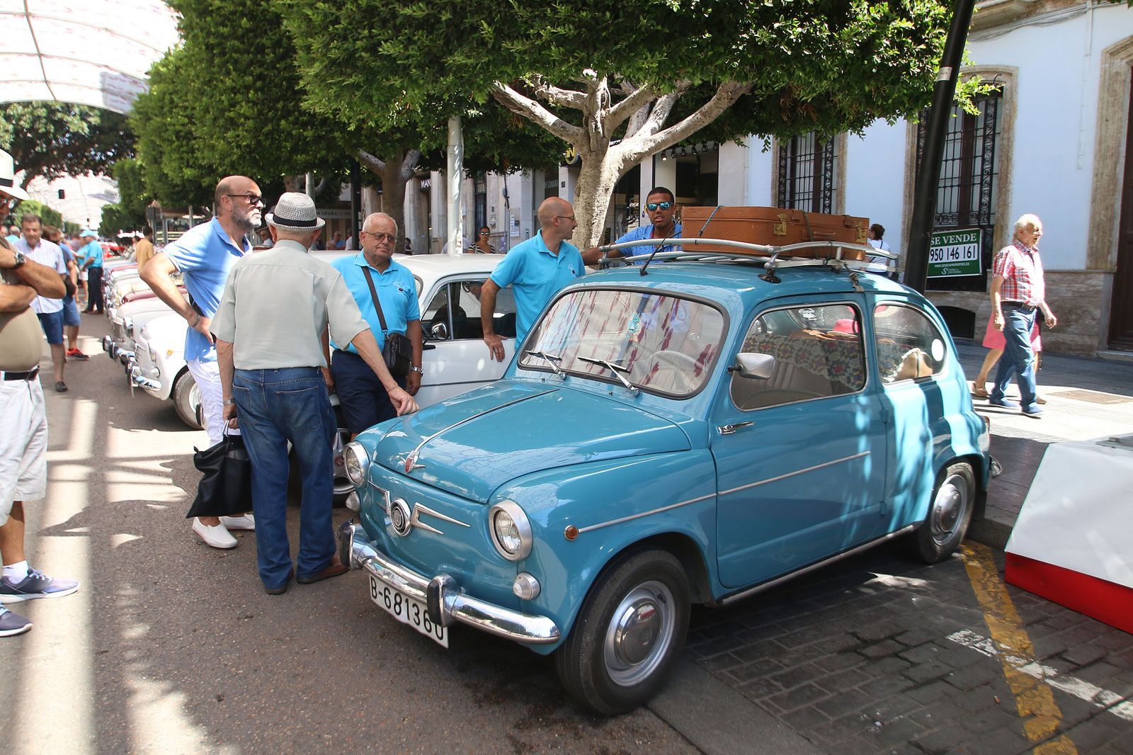 Fotogalería Exhibición Seat 600. Feria Almería 2019
