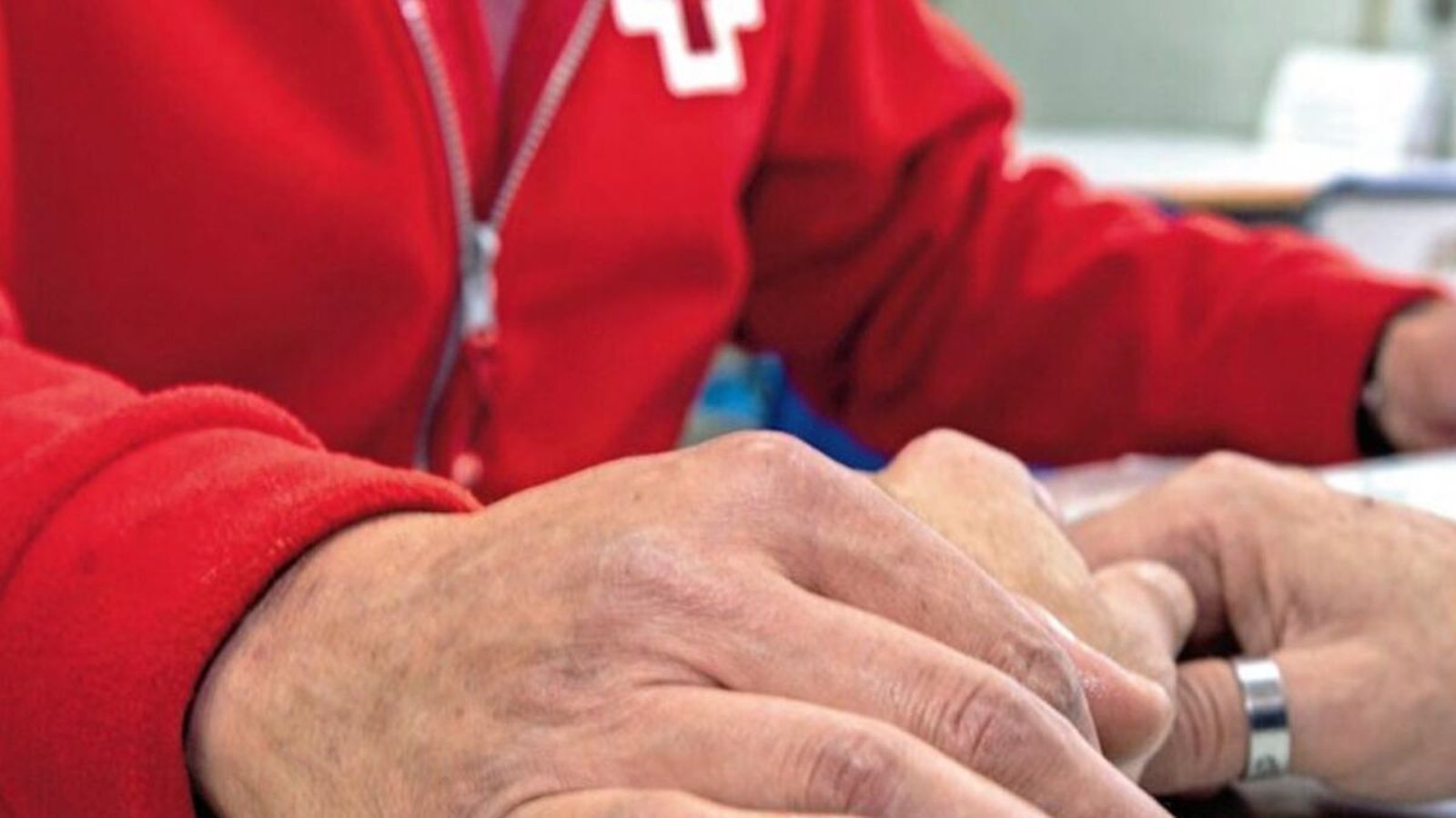 Los voluntarios son fundamentales en el programa de acompañamiento de "la Caixa"