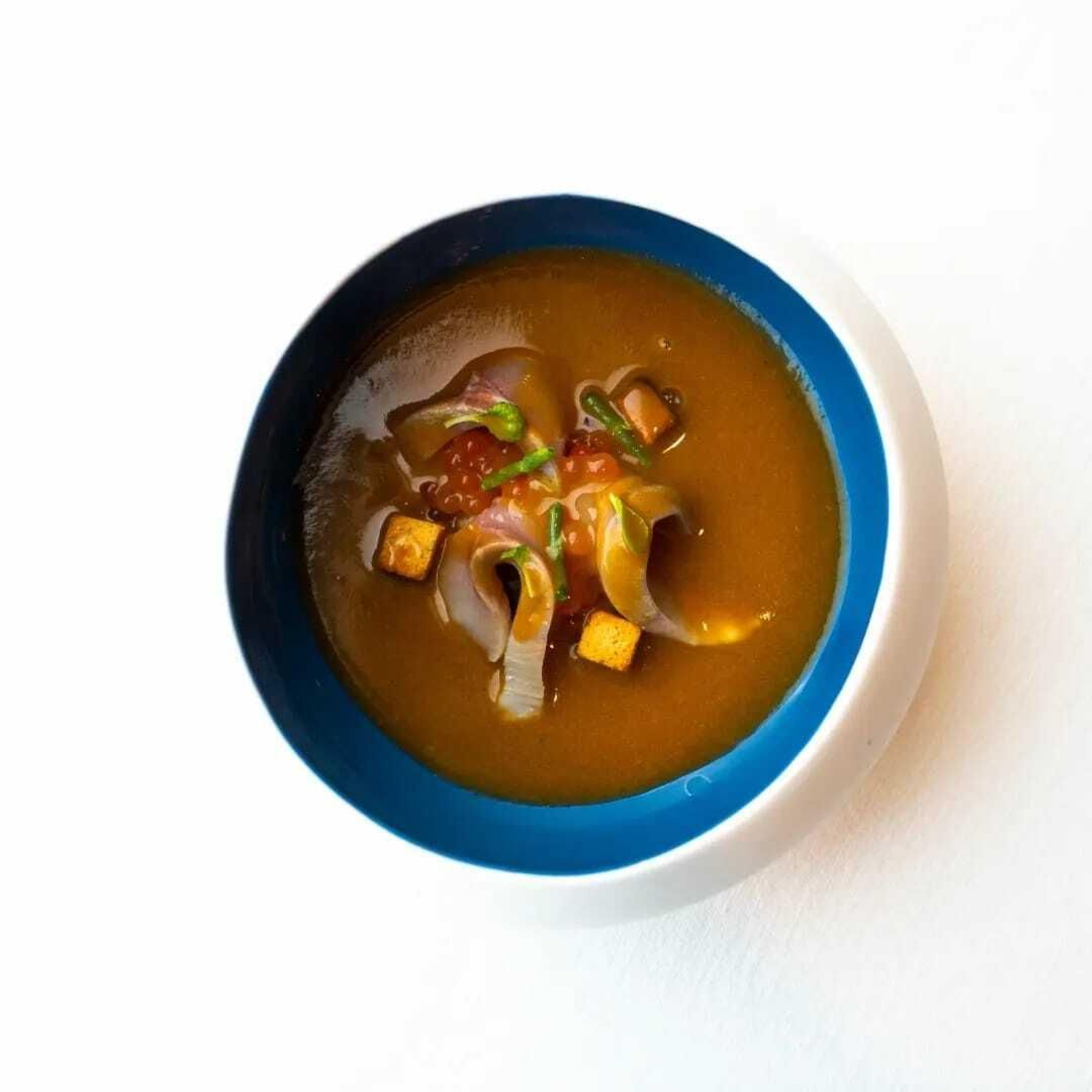 Sashimi de pez limón y guiso de pijotas. 6 platos japoneses exclusivos que sólo puedes comer en el Restaurante Akase