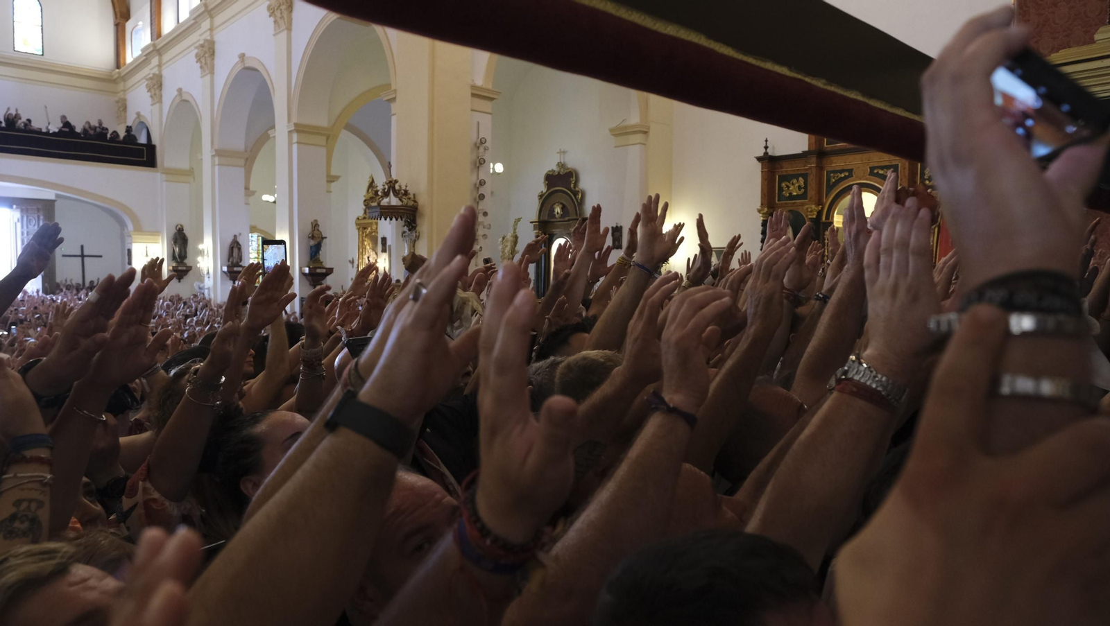 Las imágenes del Cristo de la Luz, en Dalías