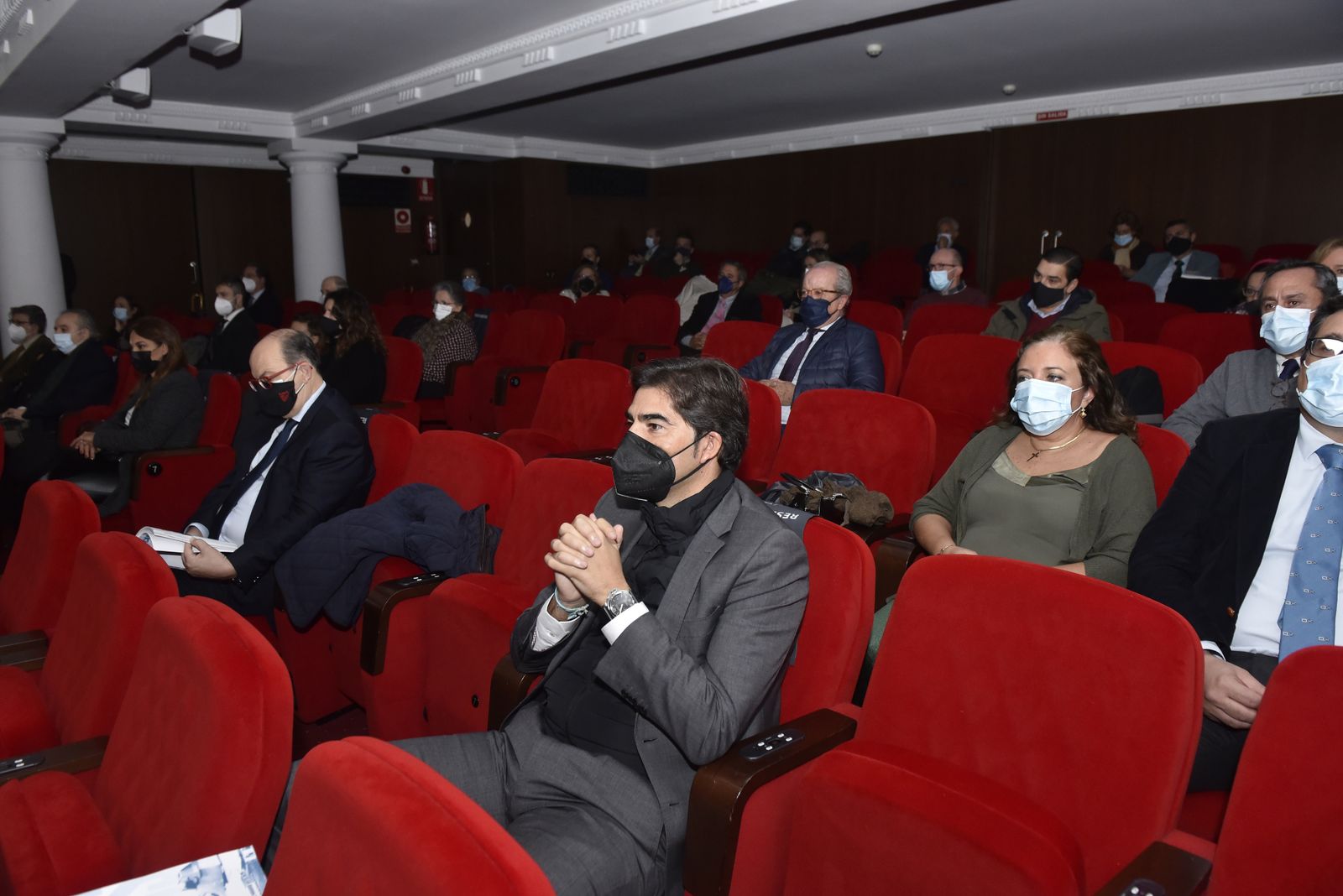 La presentación del libro de Carlos Navarro, sobre Luis Carlos Peris en imágenes