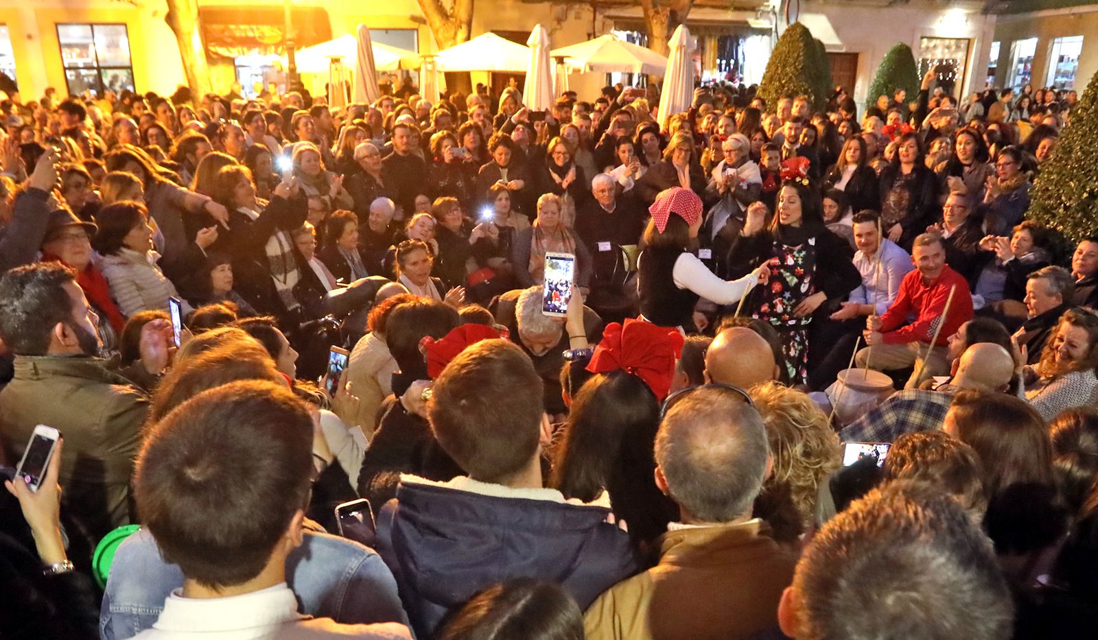 Imágenes de zambombas el 15 de Diciembre