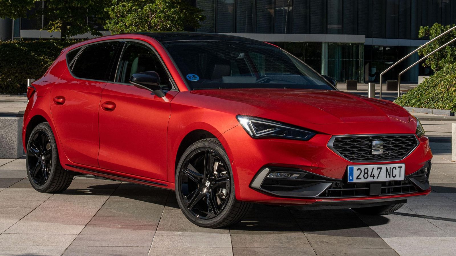 En el León es posible encontrar este nuevo acabado incluso combinado con el sistema híbrido enchufable de 204 CV.