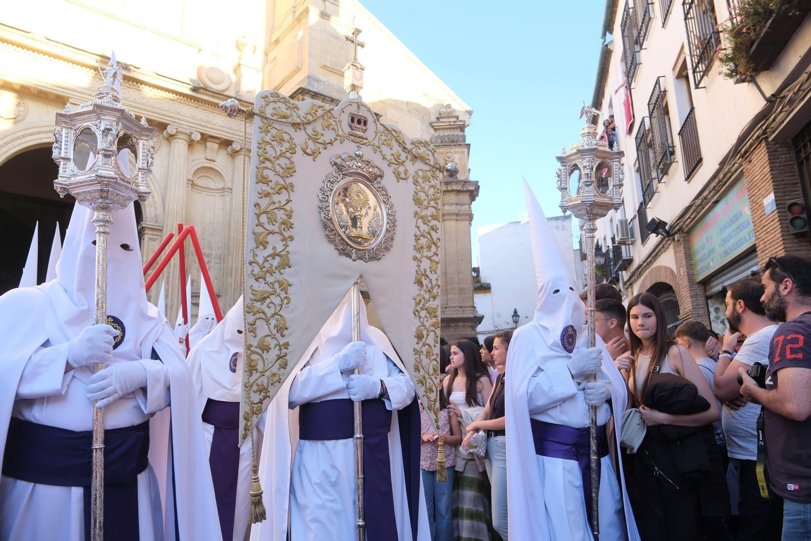 Miércoles Santo en Córdoba: la procesión de la Misericordia, en imágenes
