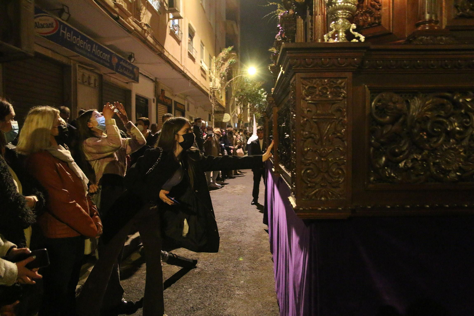La procesión del Silencio de Almería, en imágenes