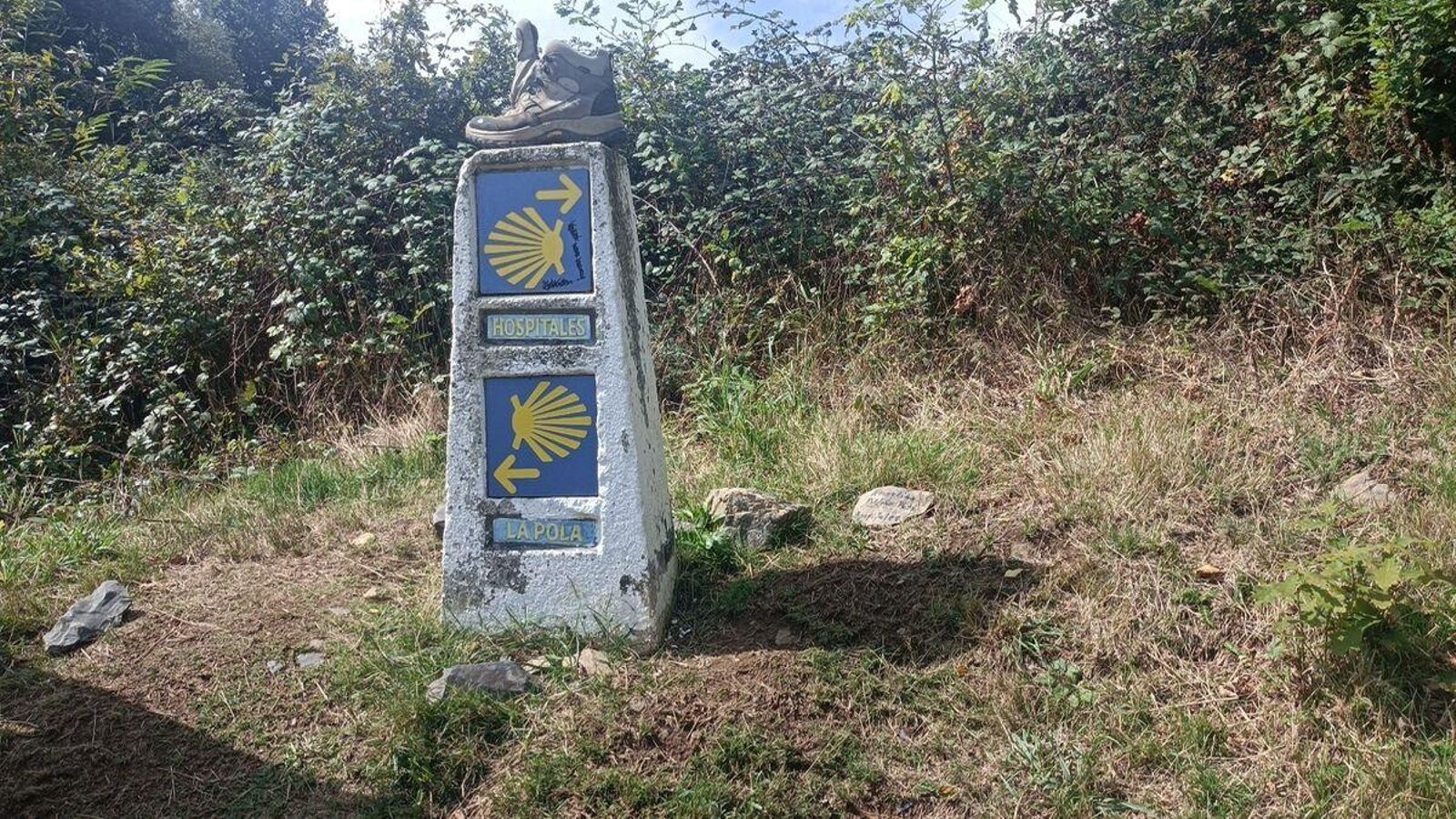 Un punto clave en este Camino Primitivo: la bifurcación a Pola de Allande o a Hospitales.