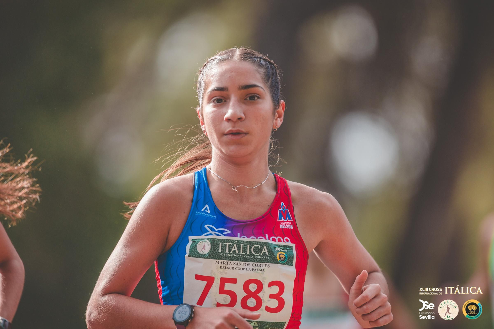 Búscate en las fotos del Cross de Itálica 2025 | 4