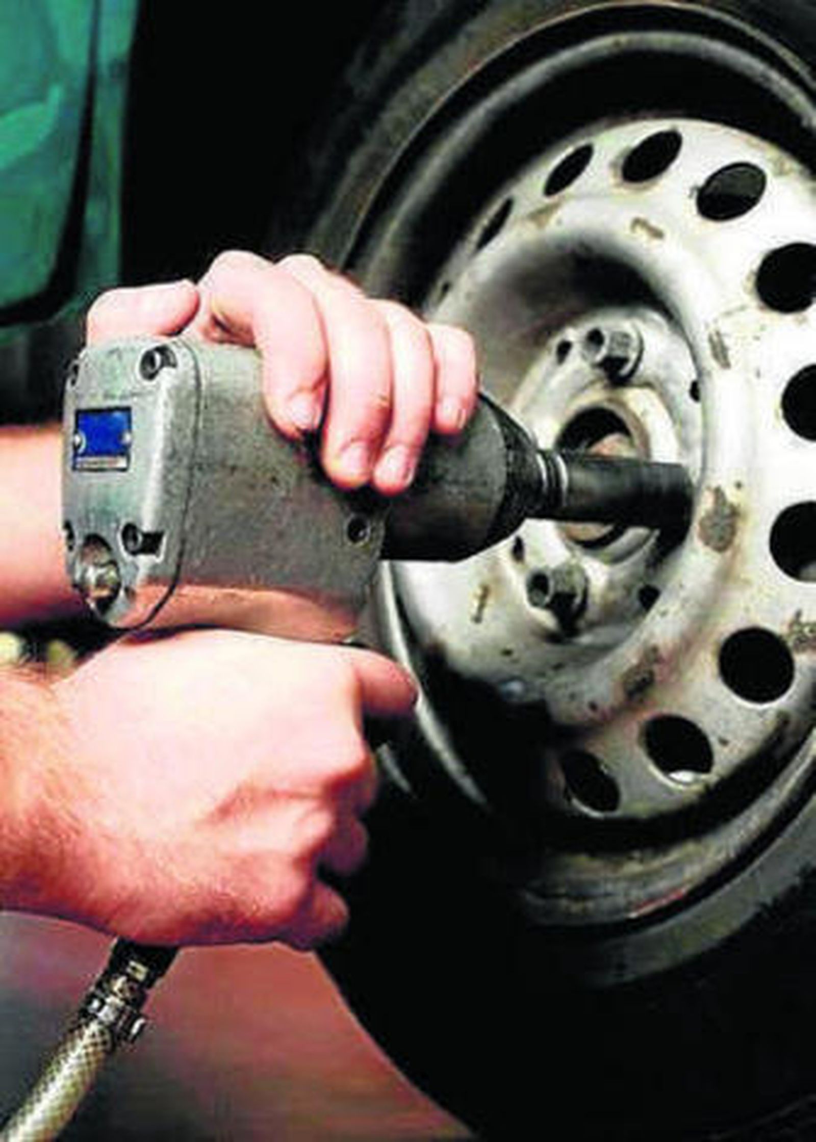 El Seprona descubre 19 talleres mecánicos clandestinos en la provincia en el último año