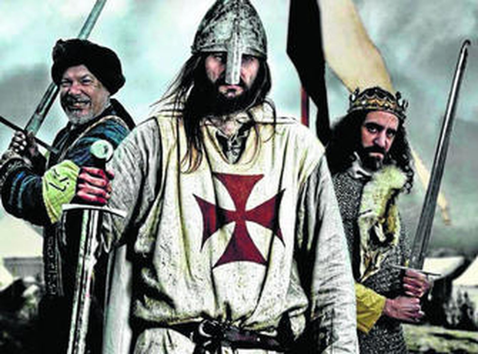 Tres de los personajes principales de la serie 'Templarios', que enlaza el documental con la ficción.