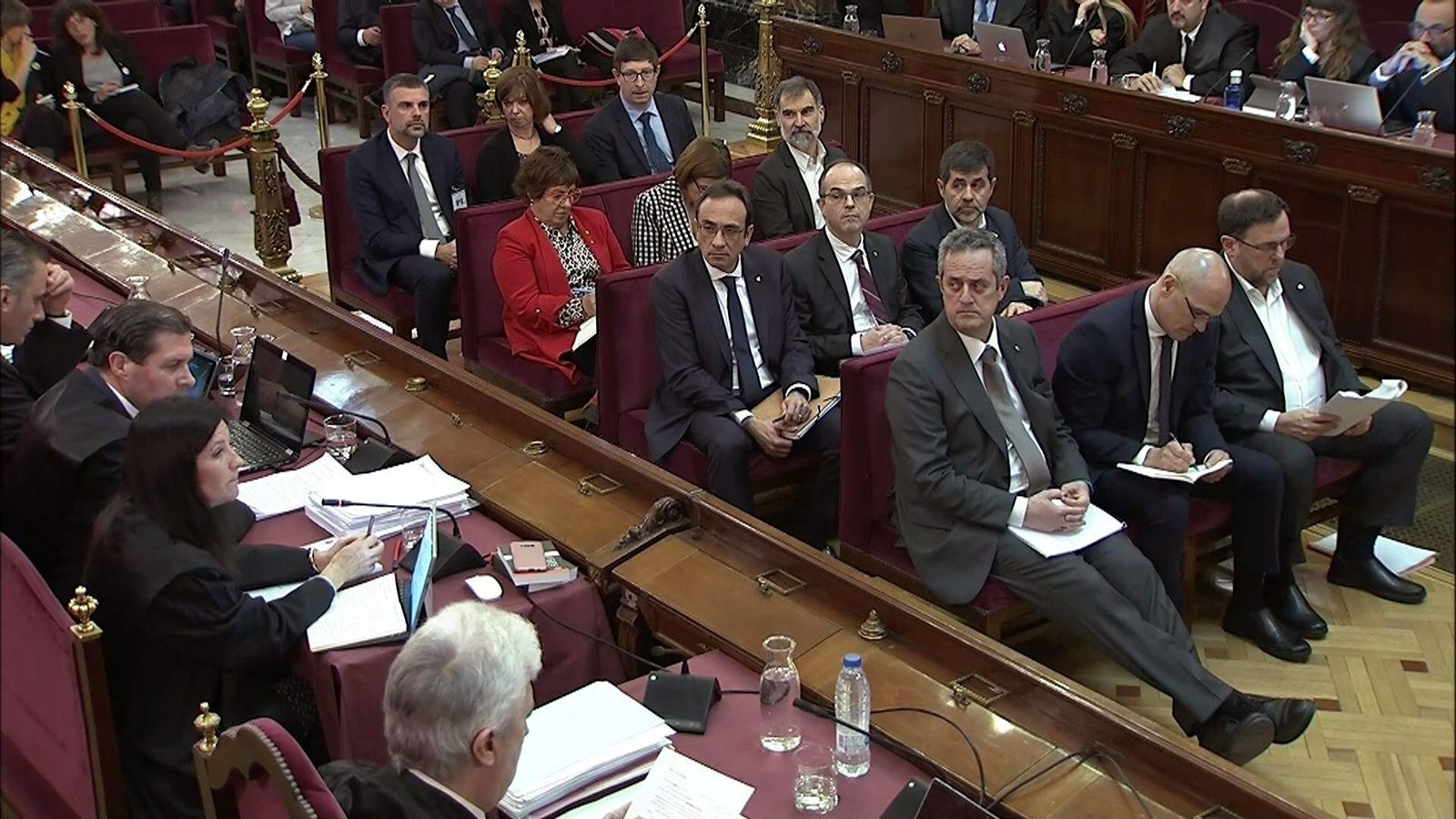 Imagen del banquillo de los acusados durante una de las sesiones del juicio a los 12 líderes independentistas  en el Tribunal Supremo.