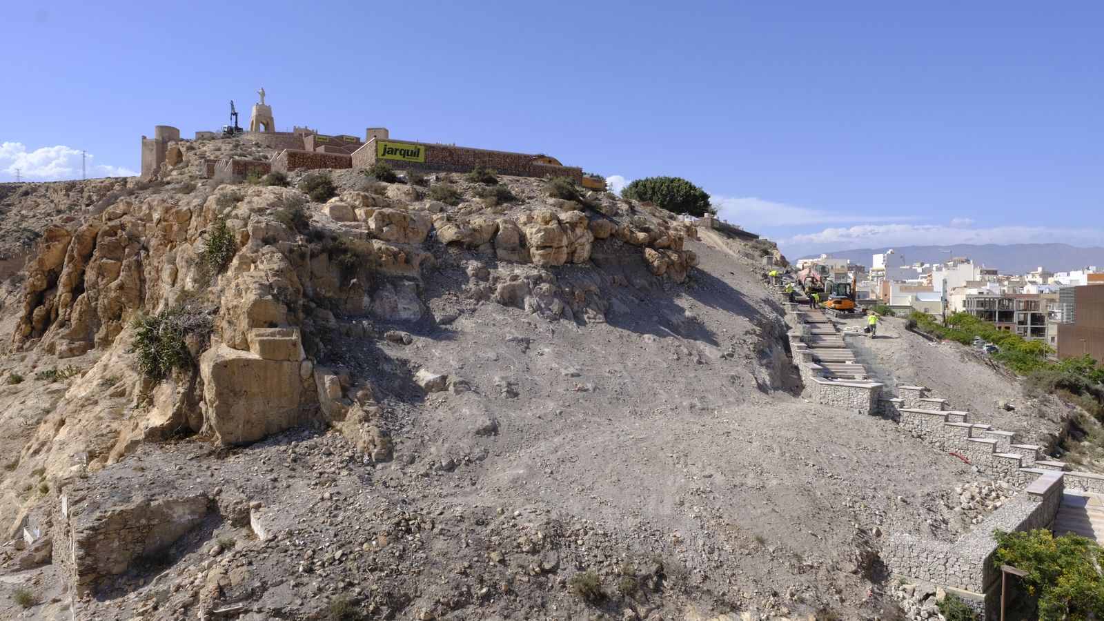 Nuevo acceso al Sagrado Corazón desde la calle Pósito.