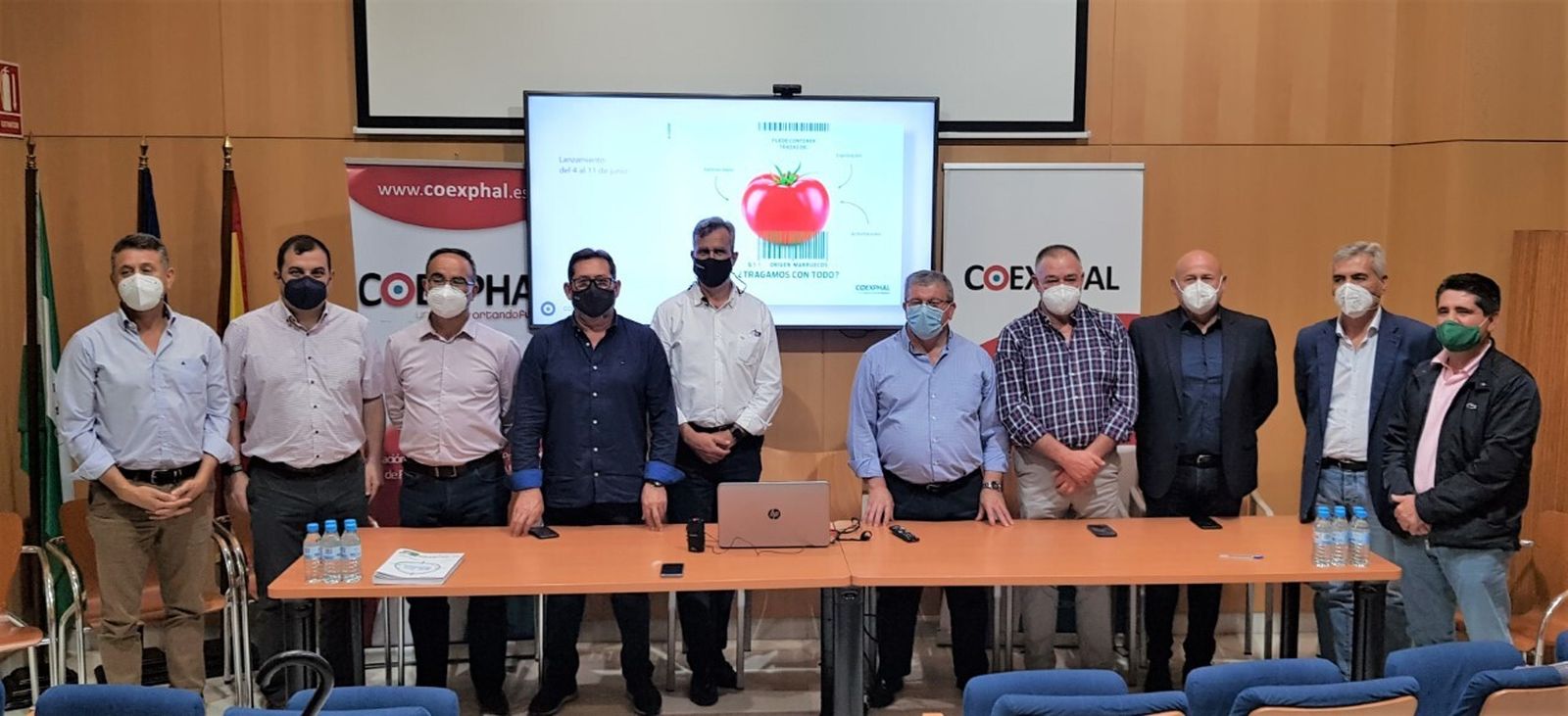 Parte de la junta directiva de Coexphal en la presentación de la campaña 'Origen Marruecos'
