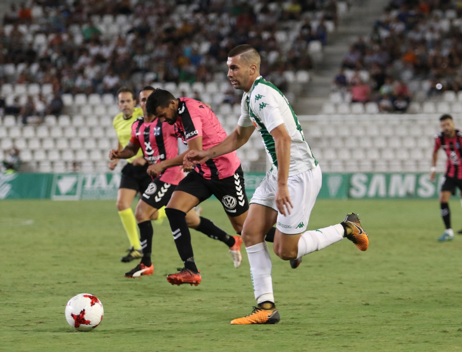 Las imágenes del Córdoba-Tenerife de Copa
