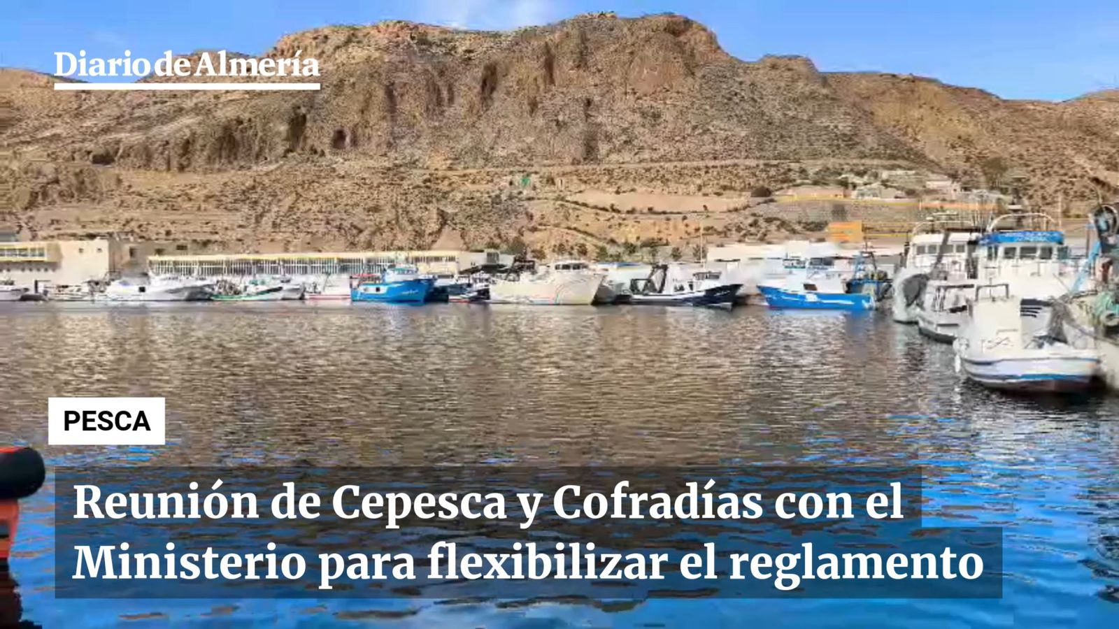 La flota almeriense, amarrada para protestar