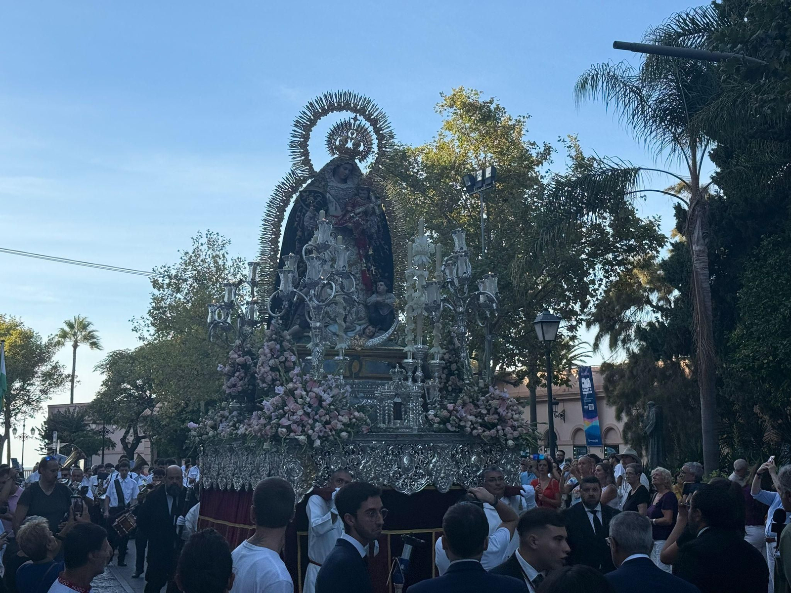 La Virgen de los Desamparados