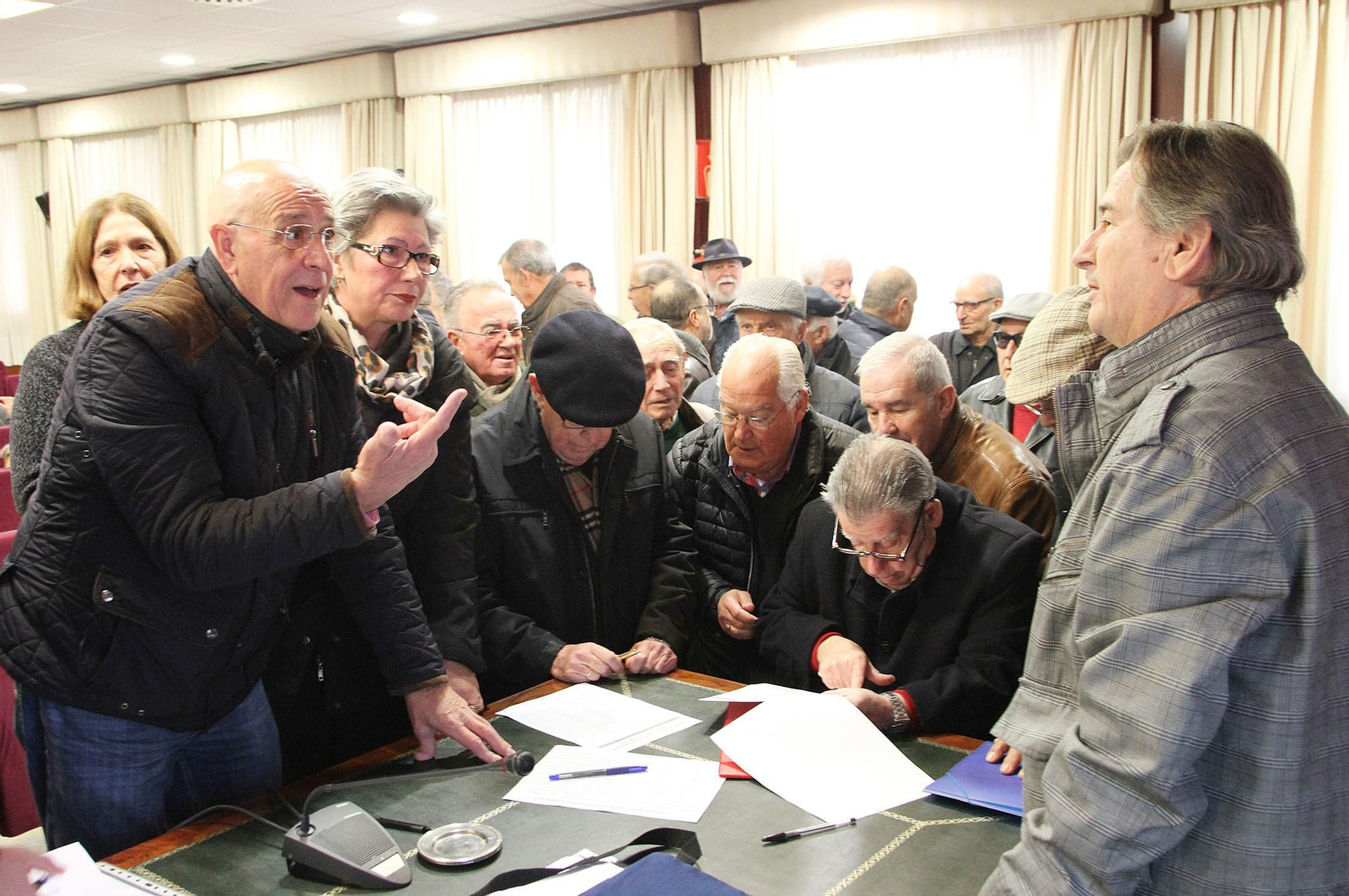 Asamblea de jubilados de Endesa.
