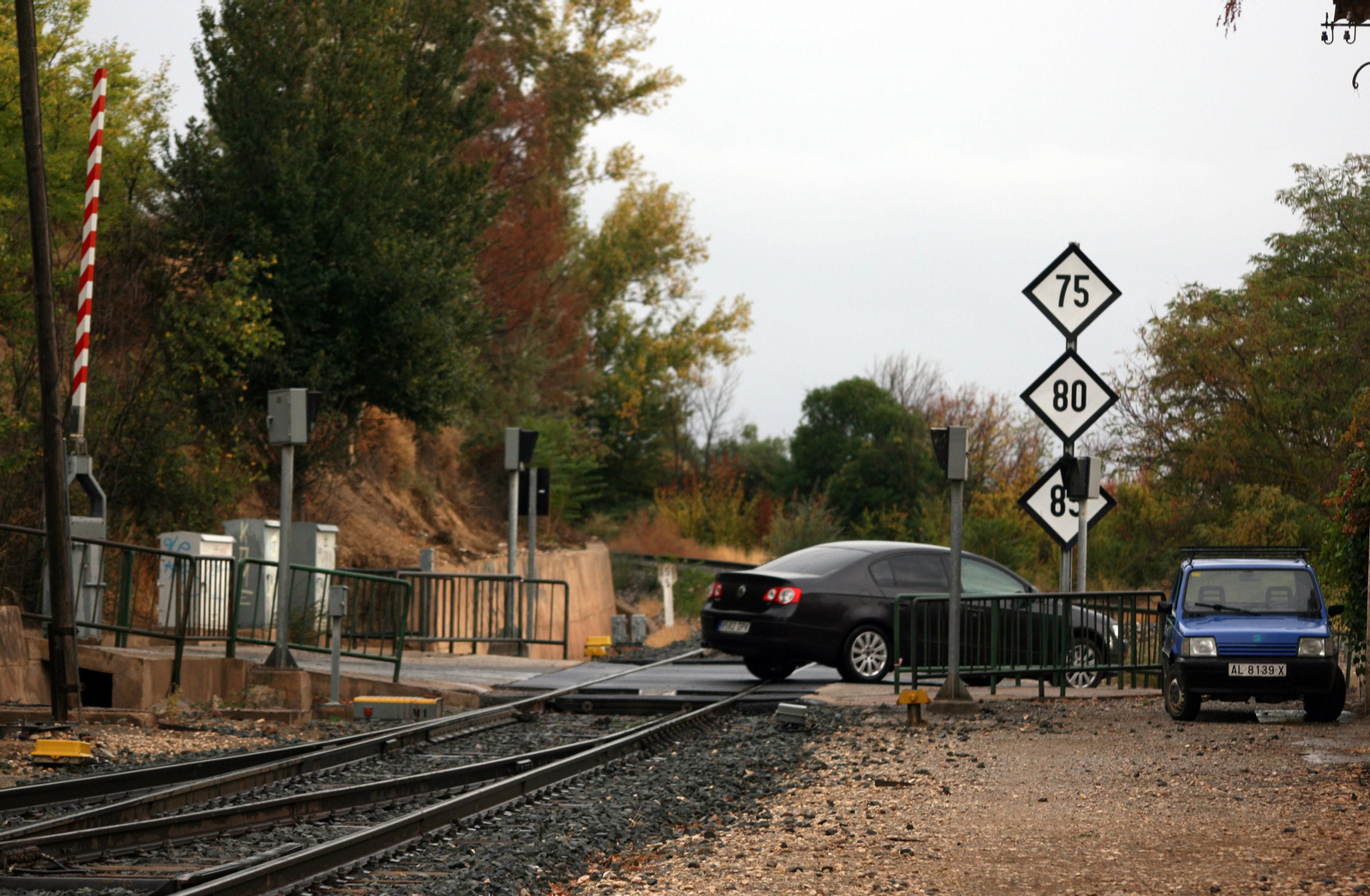 Fotos: el patrimonio ferroviario abandonado de la línea de tren Guadix-Baza-Lorca