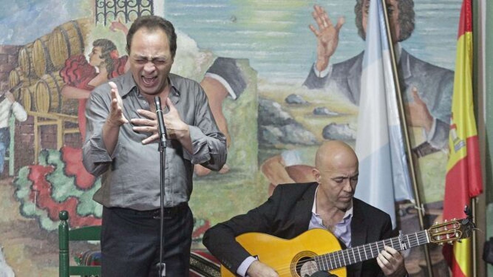 Morenito de Íllora y Salvador Andrades, en un recital en La Línea