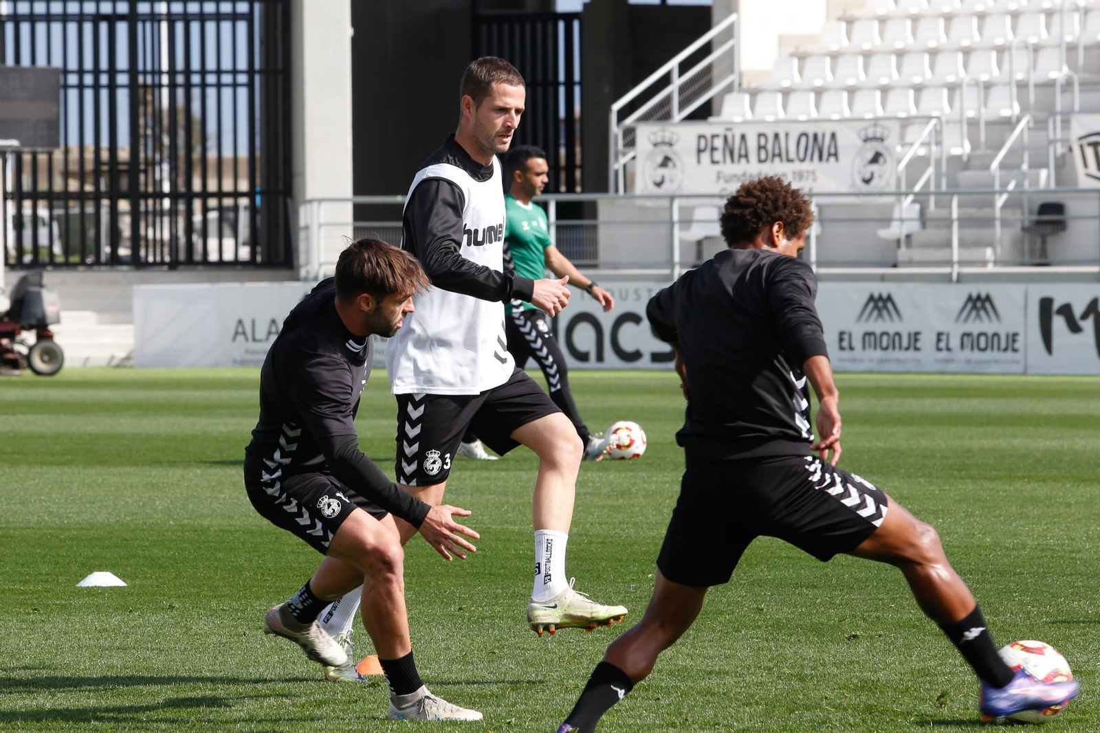 Las fotos del entrenamiento de la Balona previo a su visita al UCAM Murcia