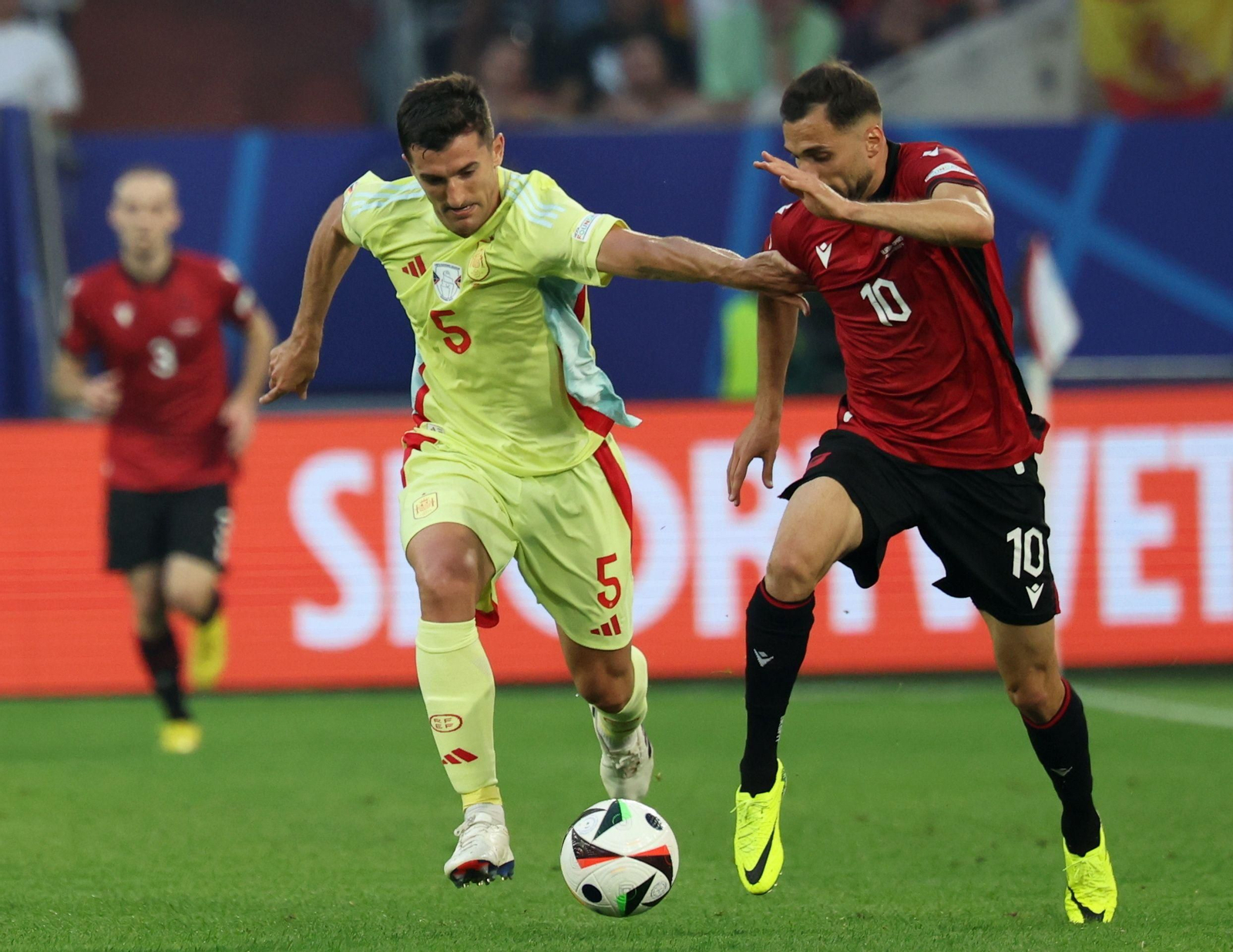 Las fotos del Albania - España