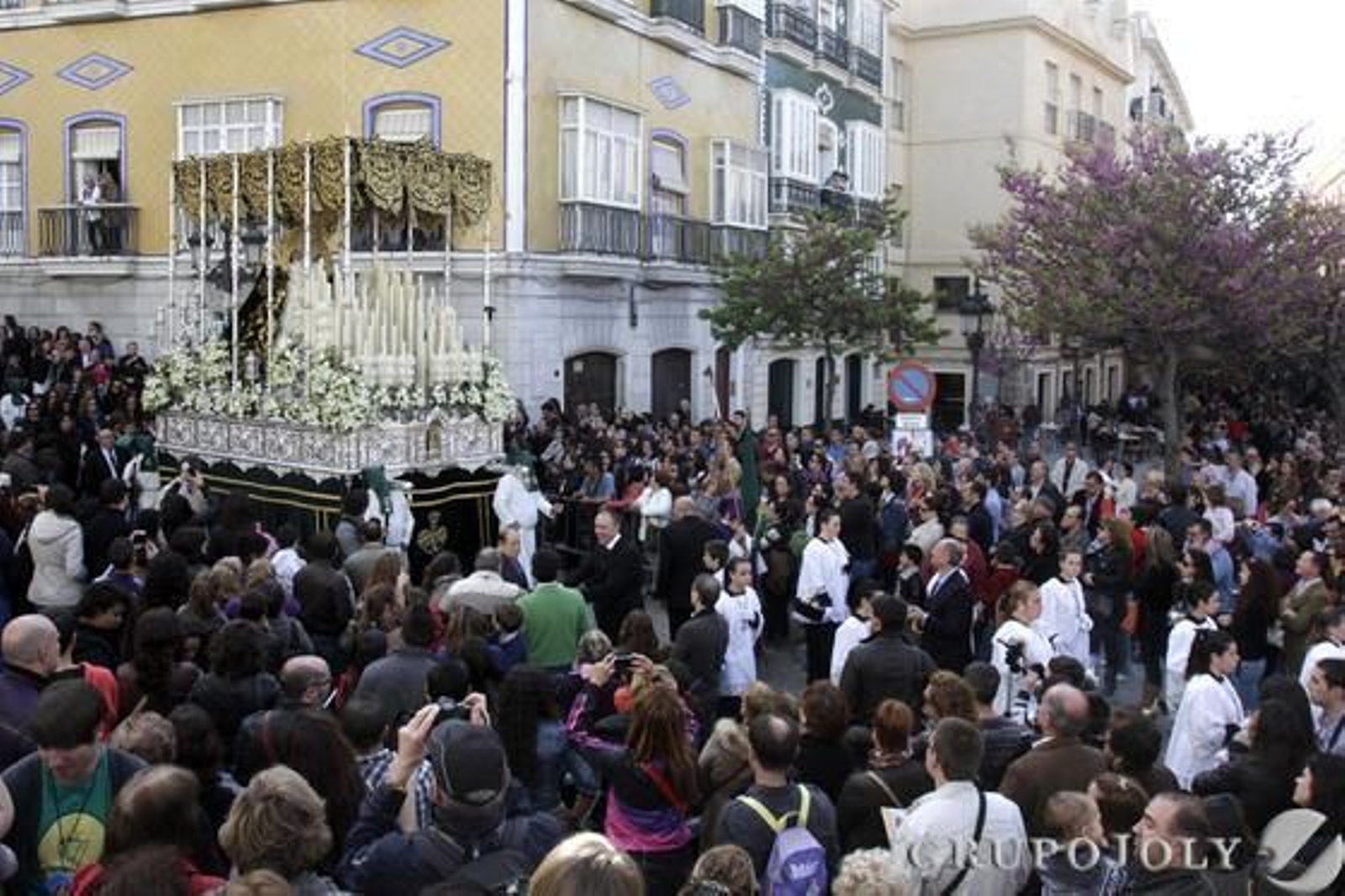Real, Ilustre y Venerable Cofradía de Penitencia de Nuestro Padre Jesús de la Salud, María Santísima de la Esperanza y Nuestra Señora del Amor Hermoso.

Foto: Lourdes de Vicente