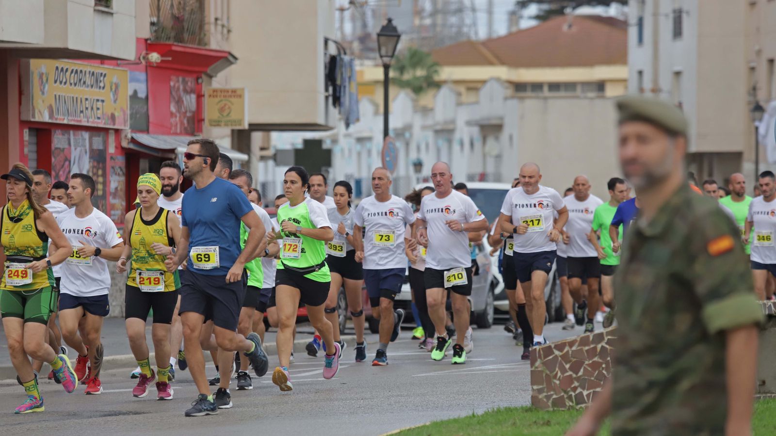 Fotos de la IX Carrera Cívico Militar 'Entre Dos Ciudades'