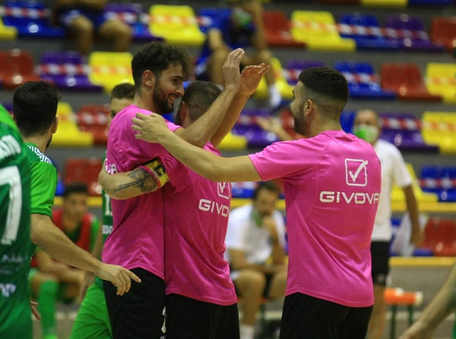 Las imágenes del amistoso entre el Córdoba Futsal y el UMA Antequera