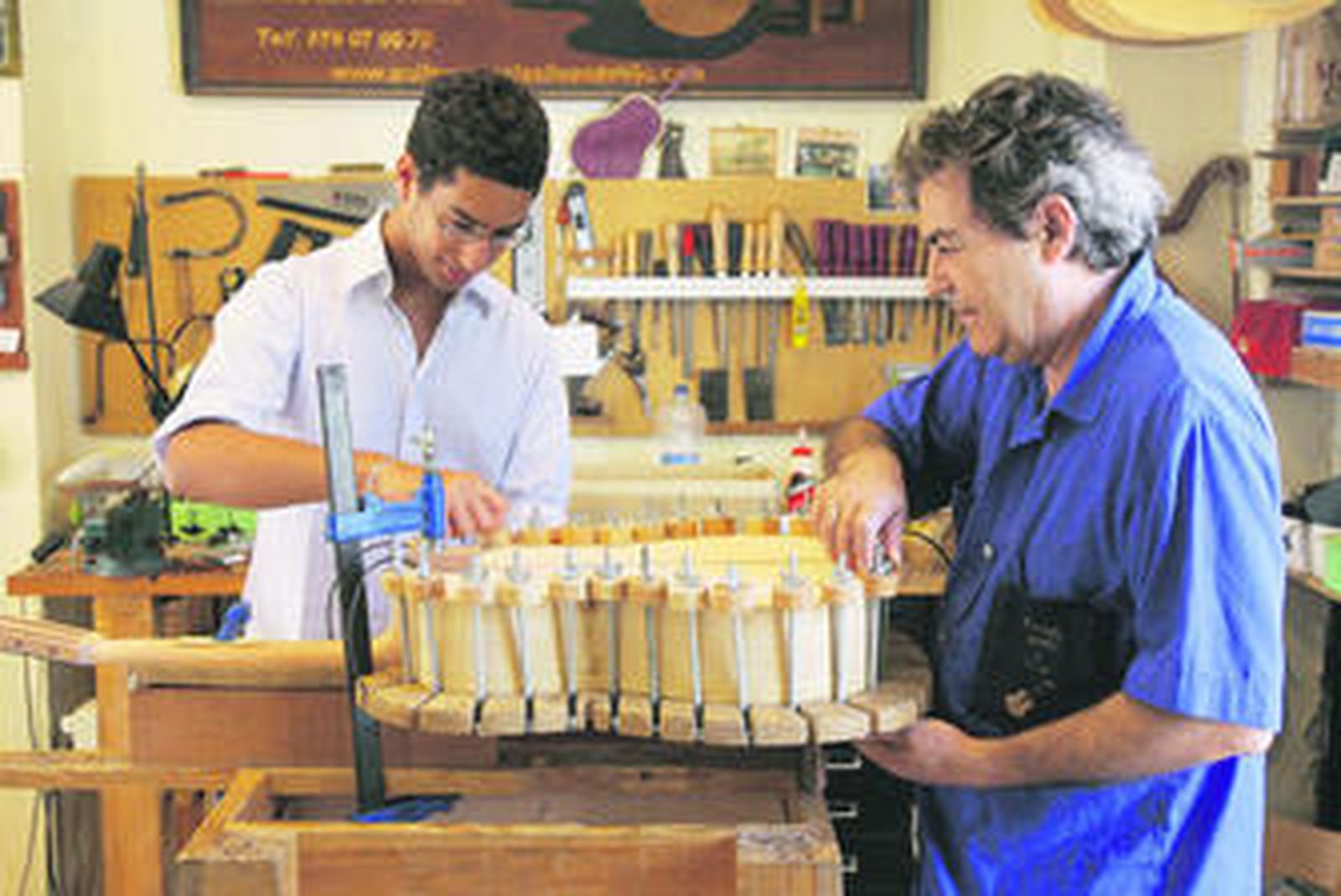Adrián Petschem y Rafael López Porras en un momento de las clases.