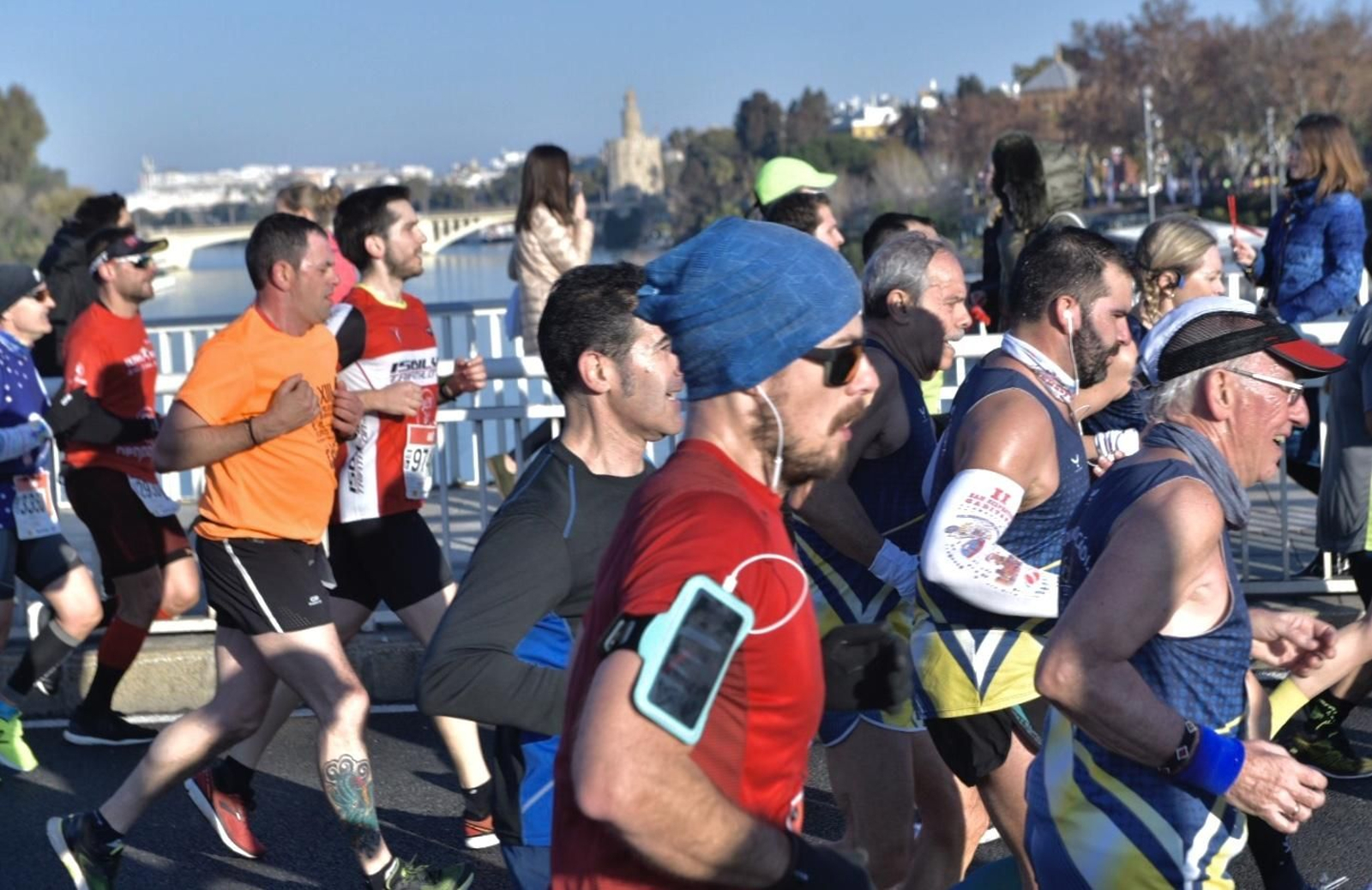 Las mejores imágenes de la Media Maratón de Sevilla 2019