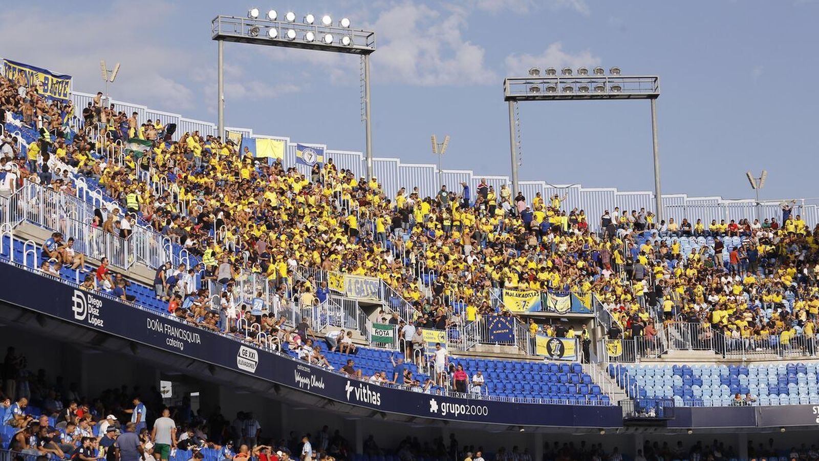 Aficionados del Cádiz en un partido.