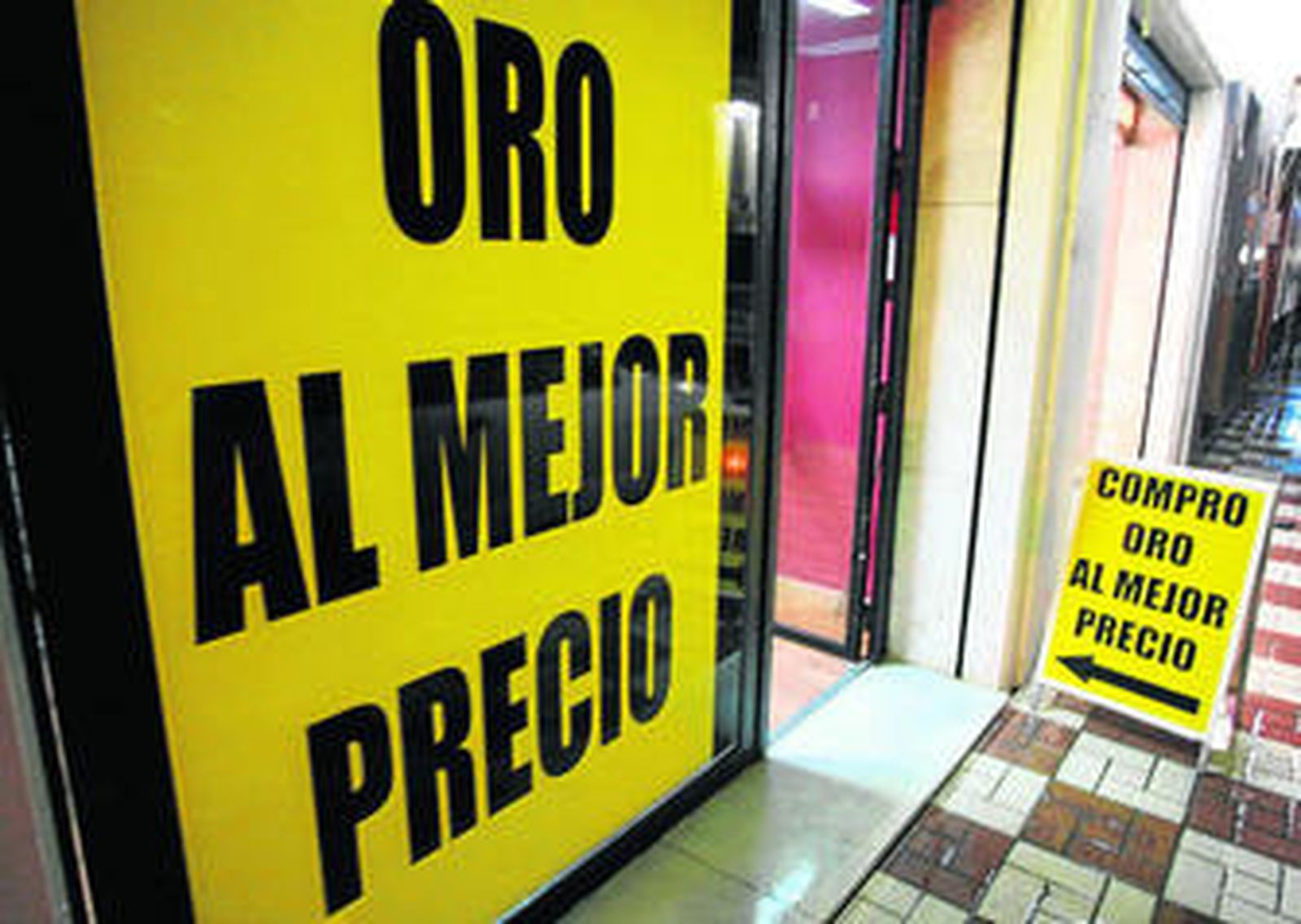 Un establecimiento de compraventa de oro en la capital.